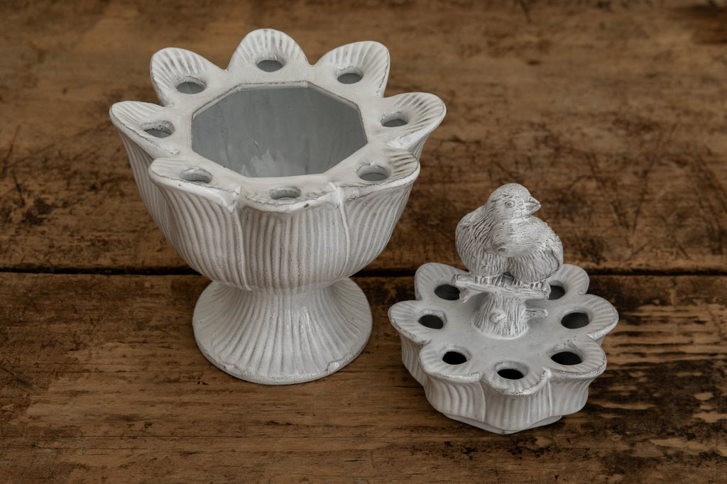 Nicky Kehoe - Artichoke Birds Couple Flower Holder
