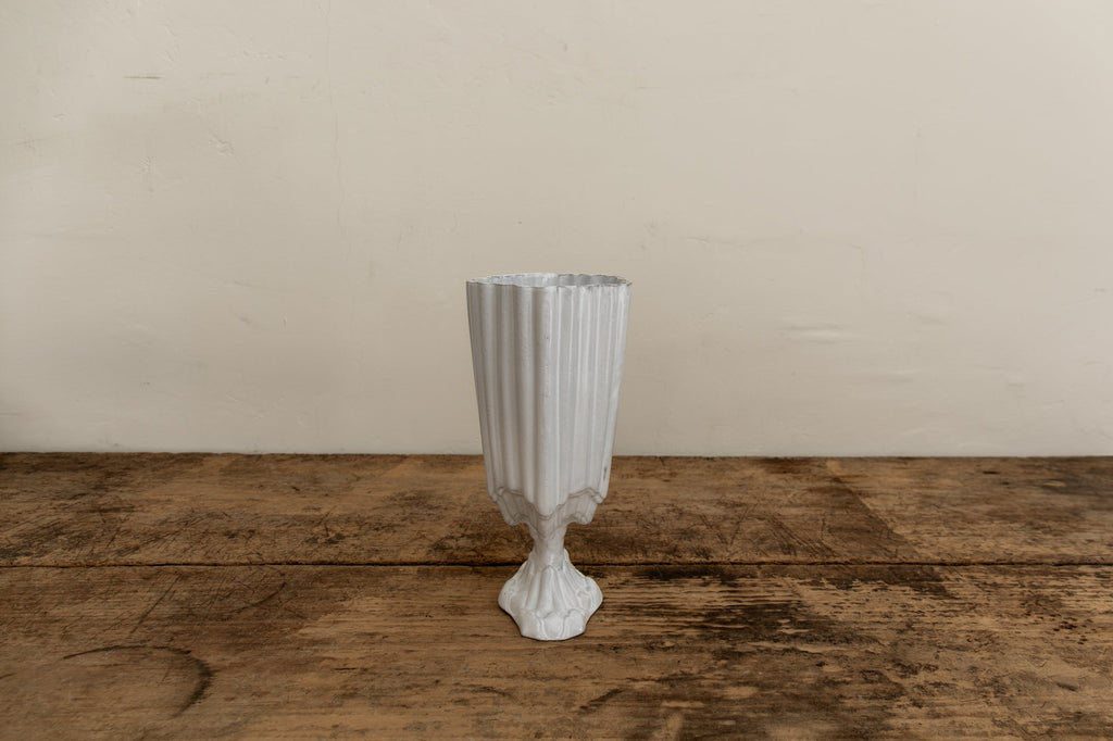 Nicky Kehoe - Rocaille Vase