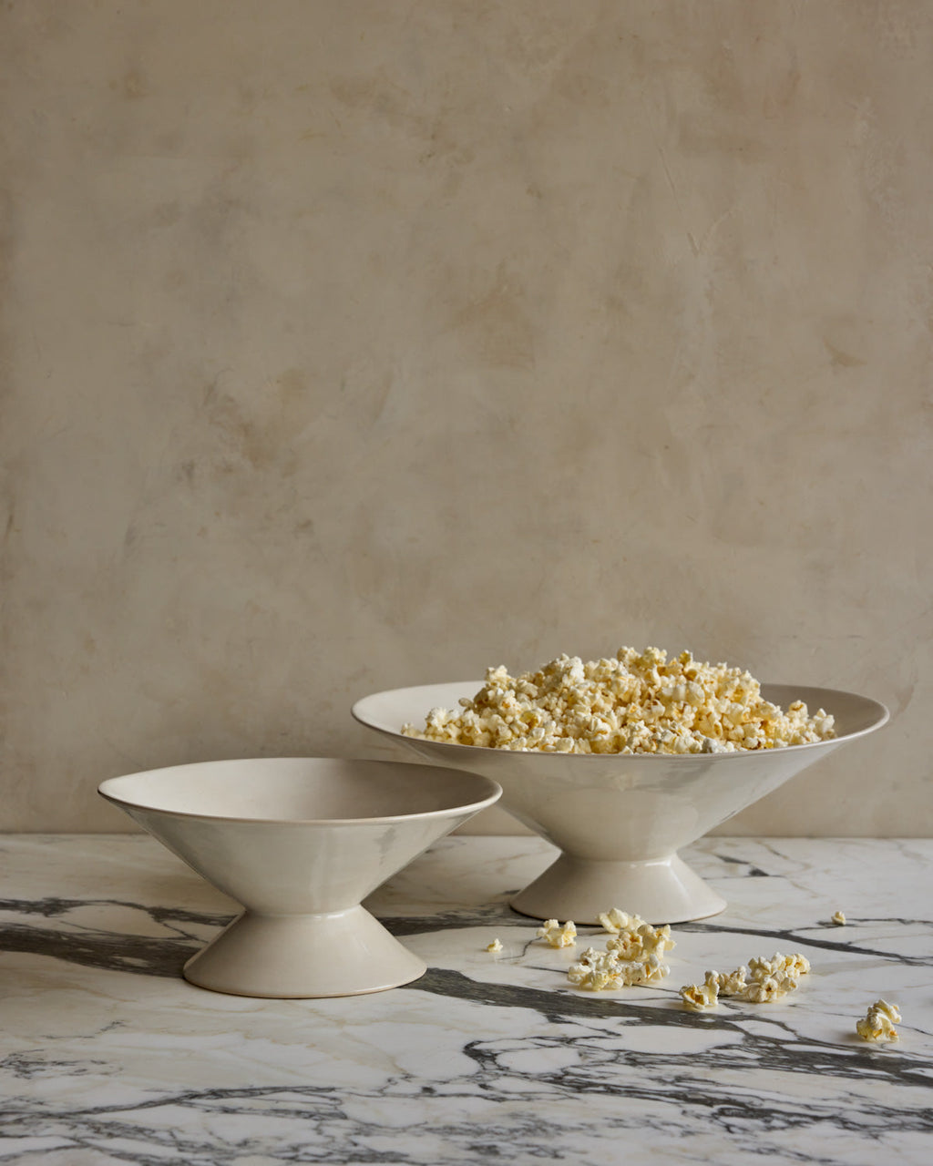 Lostine - Ceramic Pedestal Bowl