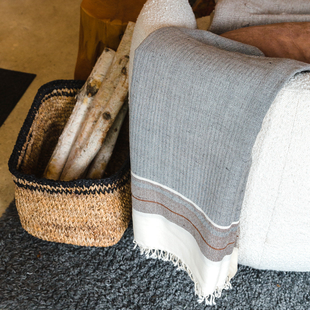Terra Klay - Kalawati Gray Throw