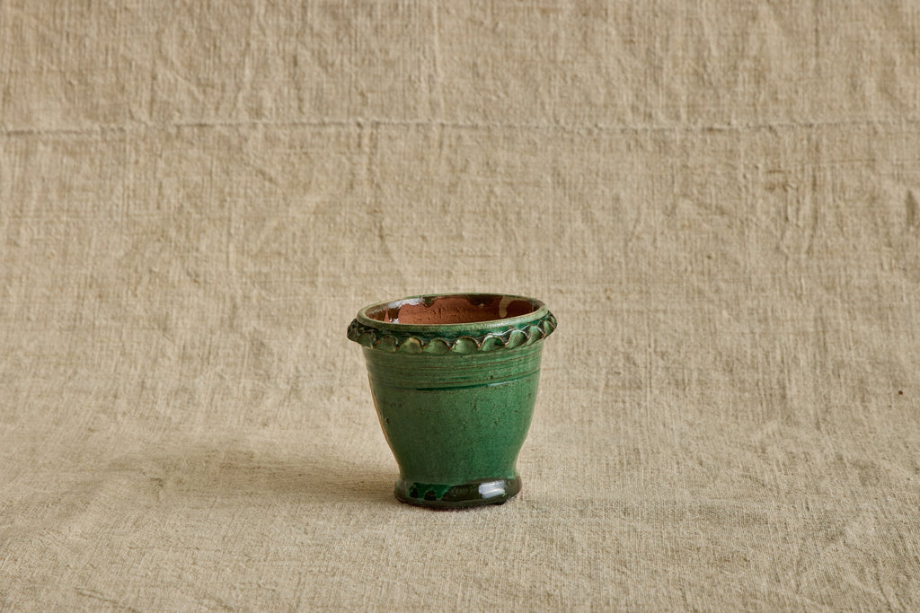 Nicky Kehoe - Mini Green Scalloped Garden Pot