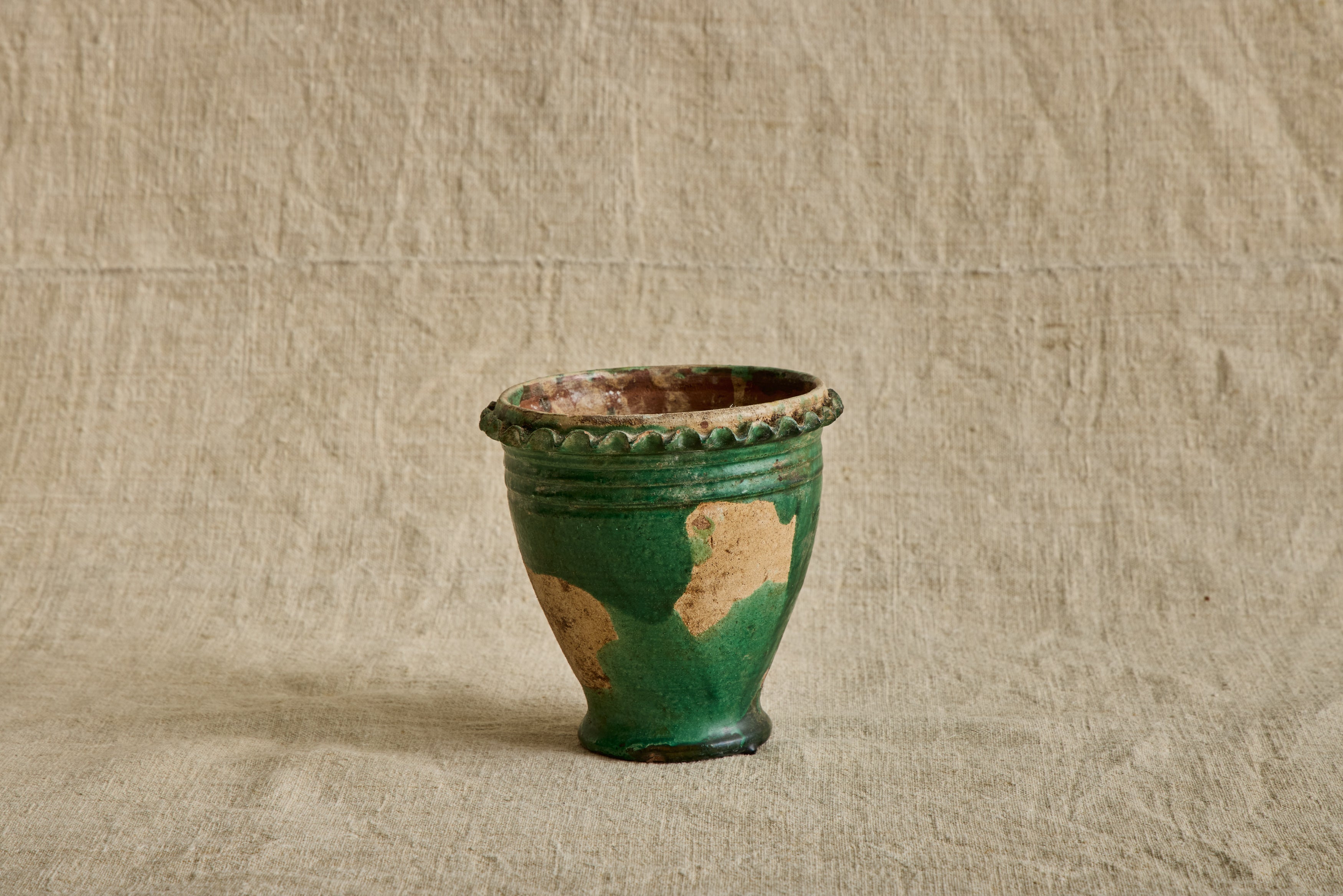 Nicky Kehoe - Green Scalloped Garden Pot