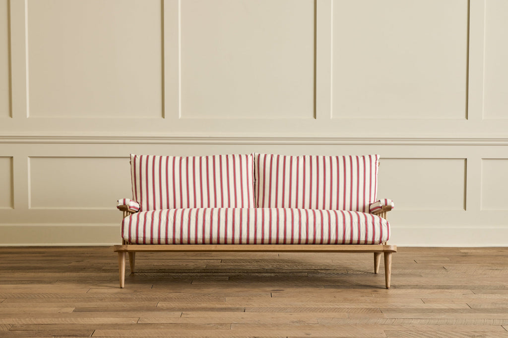 Nicky Kehoe - Spindle Back Viewing Settee