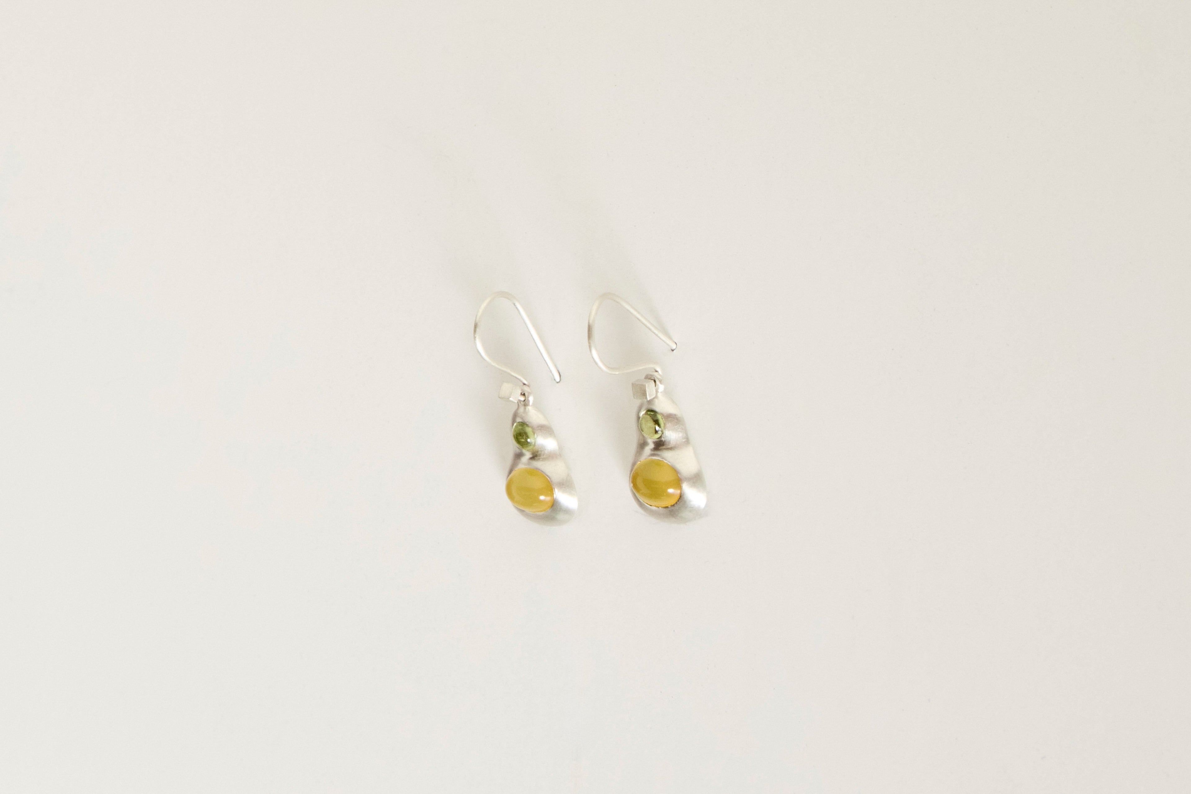 Nicky Kehoe - Pair of Chromatic Earrings