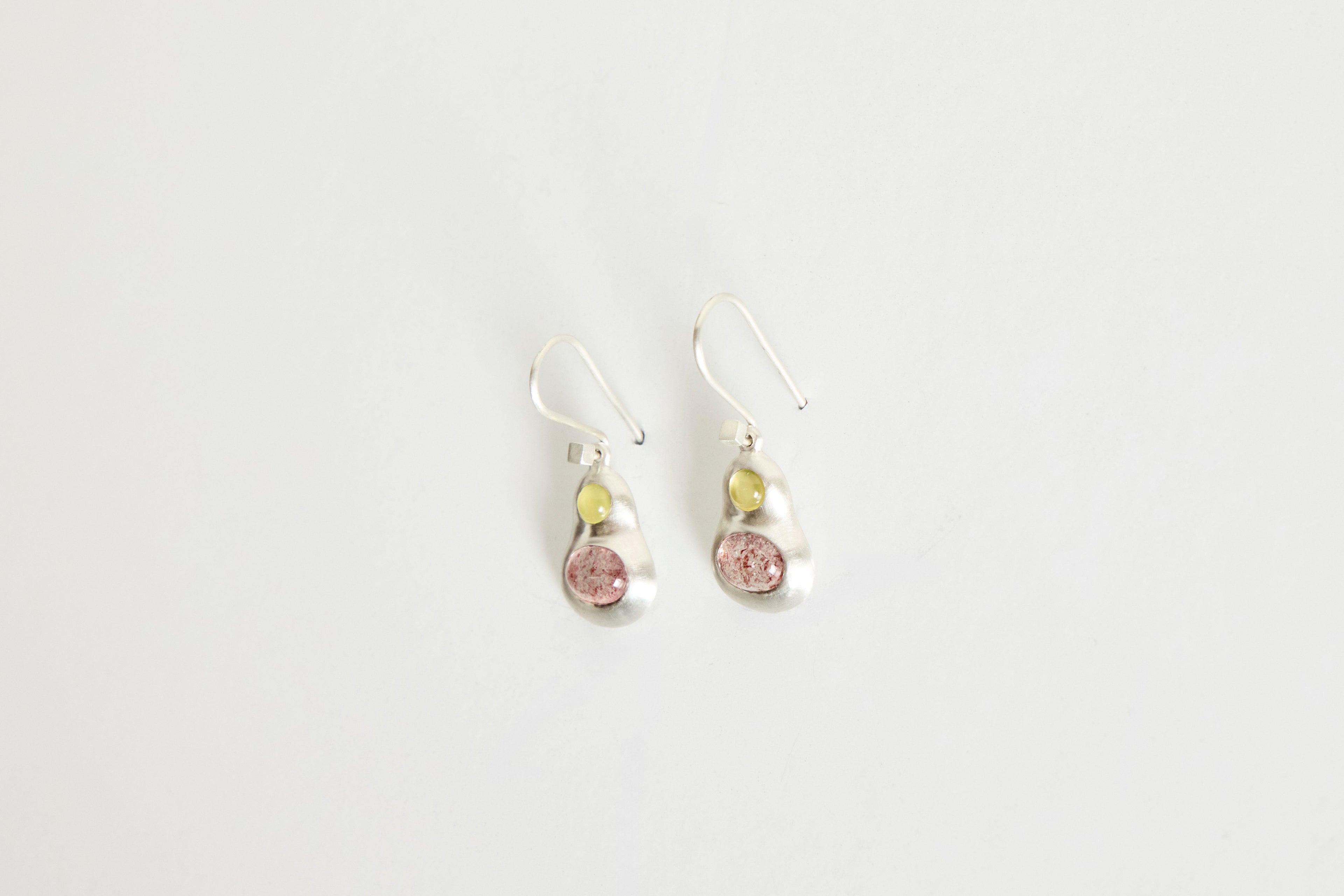 Nicky Kehoe - Pair of Chromatic Earrings