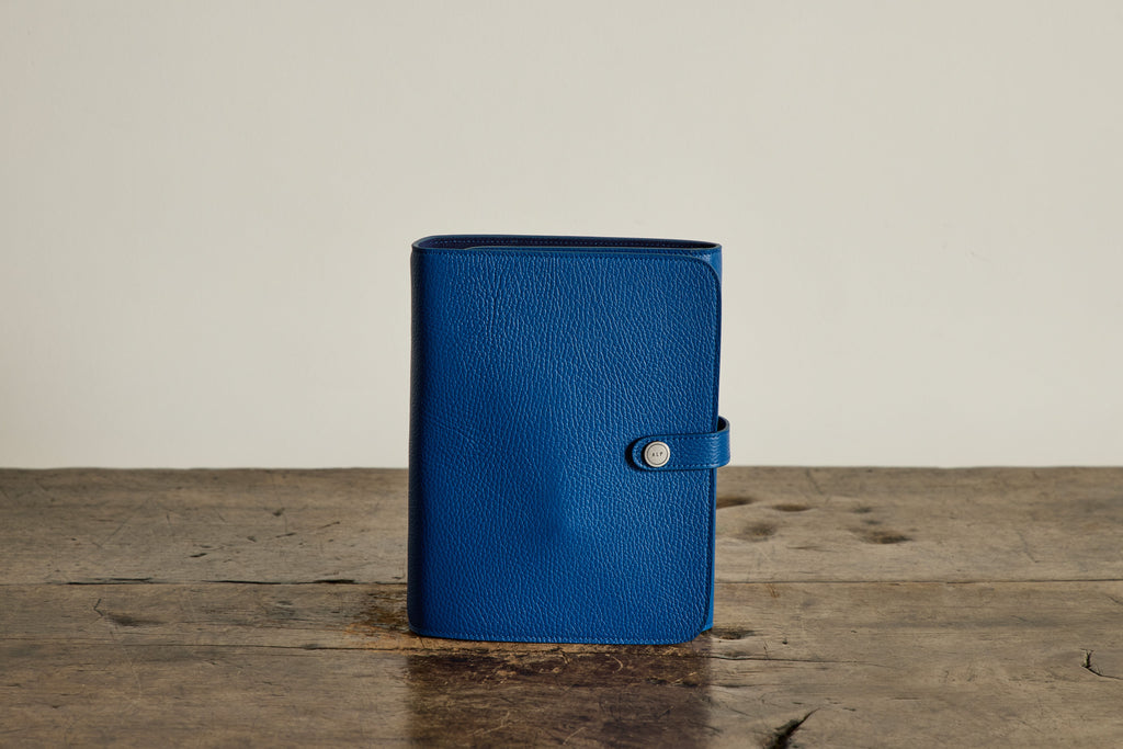 Nicky Kehoe - The Studio Set in Blue