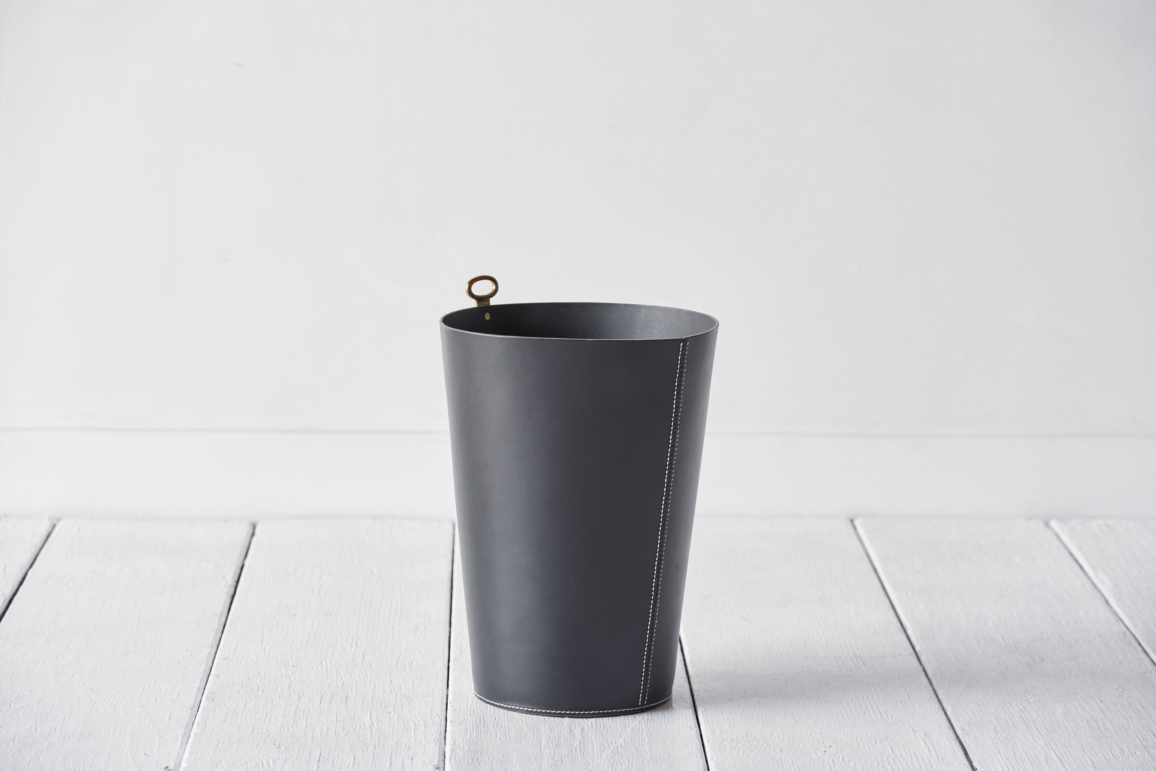 Nicky Kehoe - Leather Bin in Ink Black