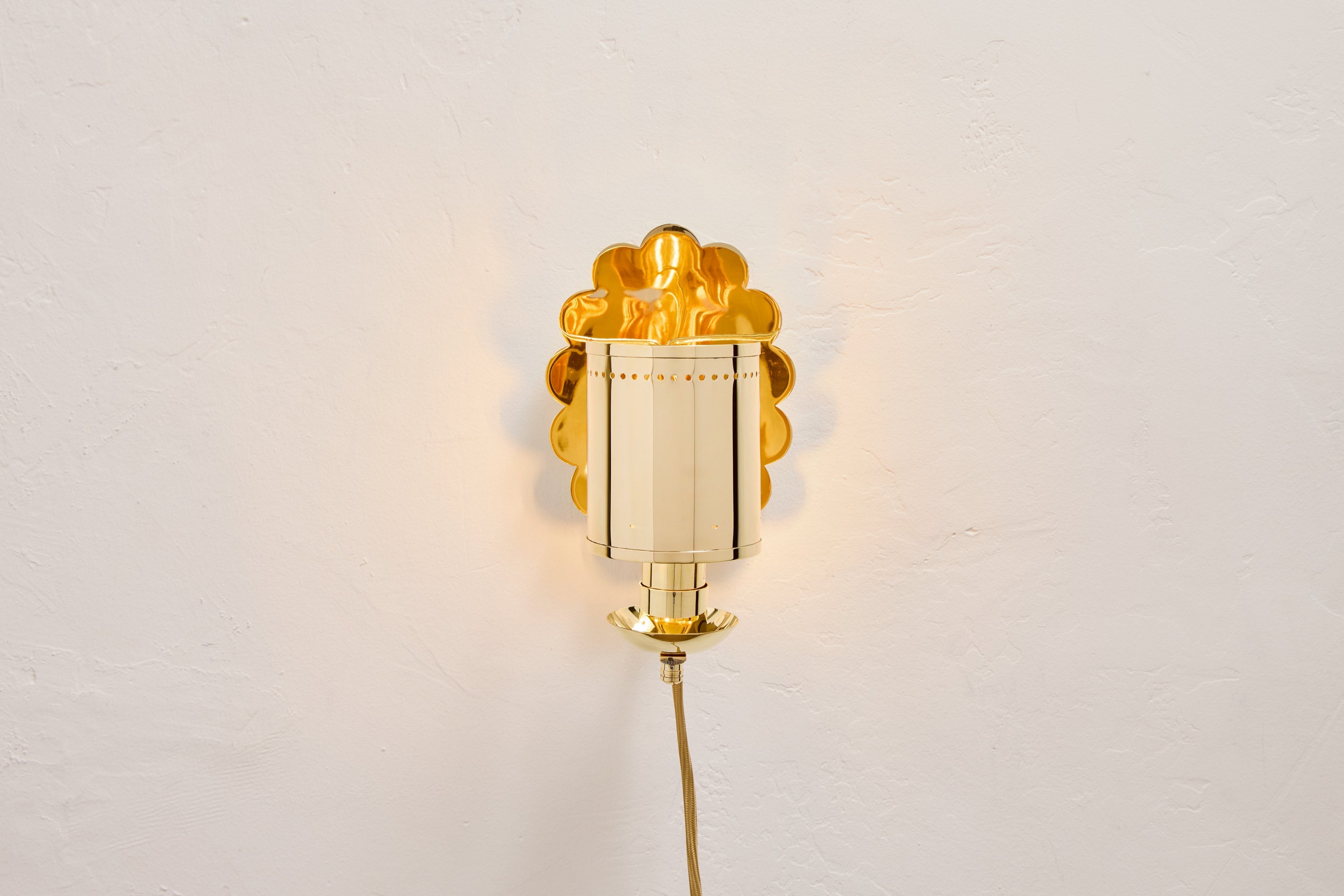 Nicky Kehoe - Scallop Sconce Shield