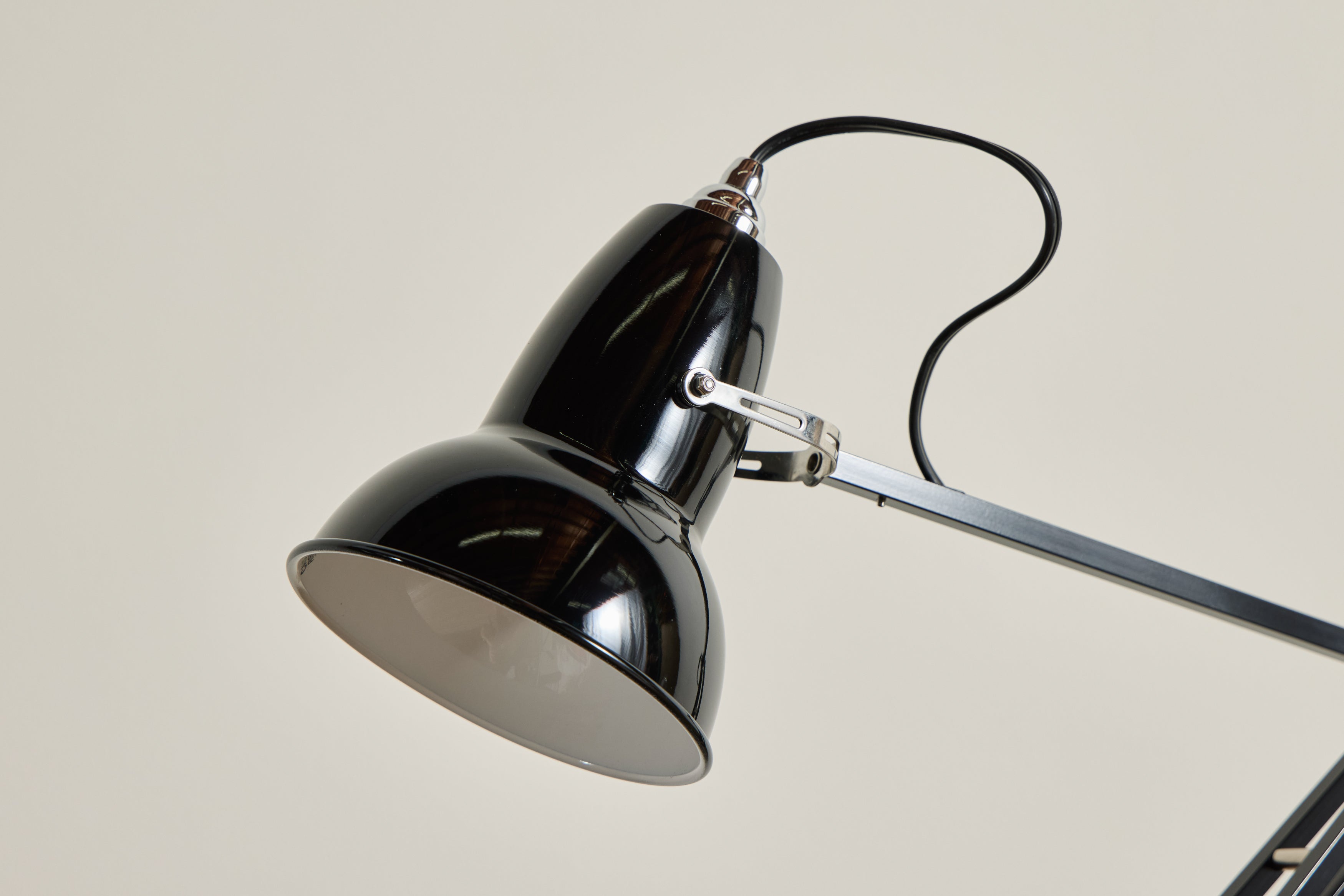 Nicky Kehoe - Original 1227 Desk Lamp (Multiple Colors)
