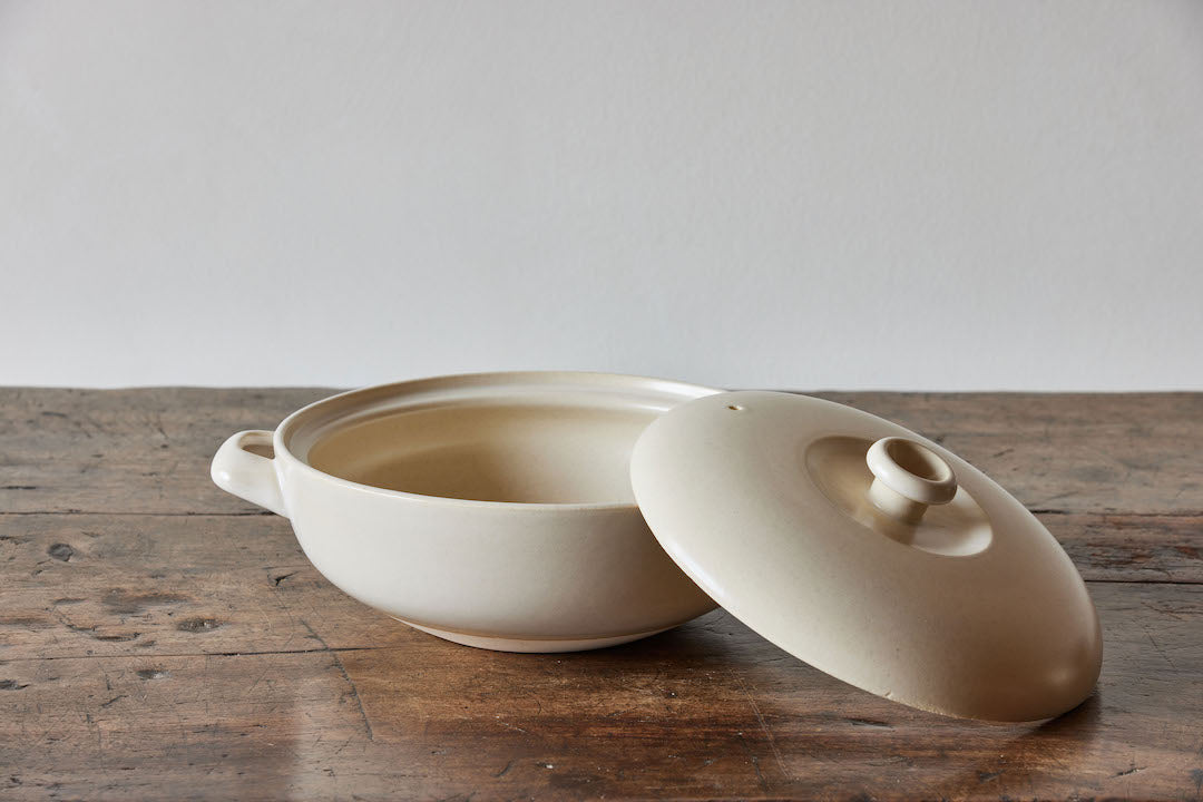 Nicky Kehoe - Reunir Dish in White