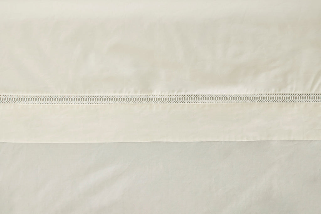 Nicky Kehoe - Cotton Percale Sheet Set in Natural