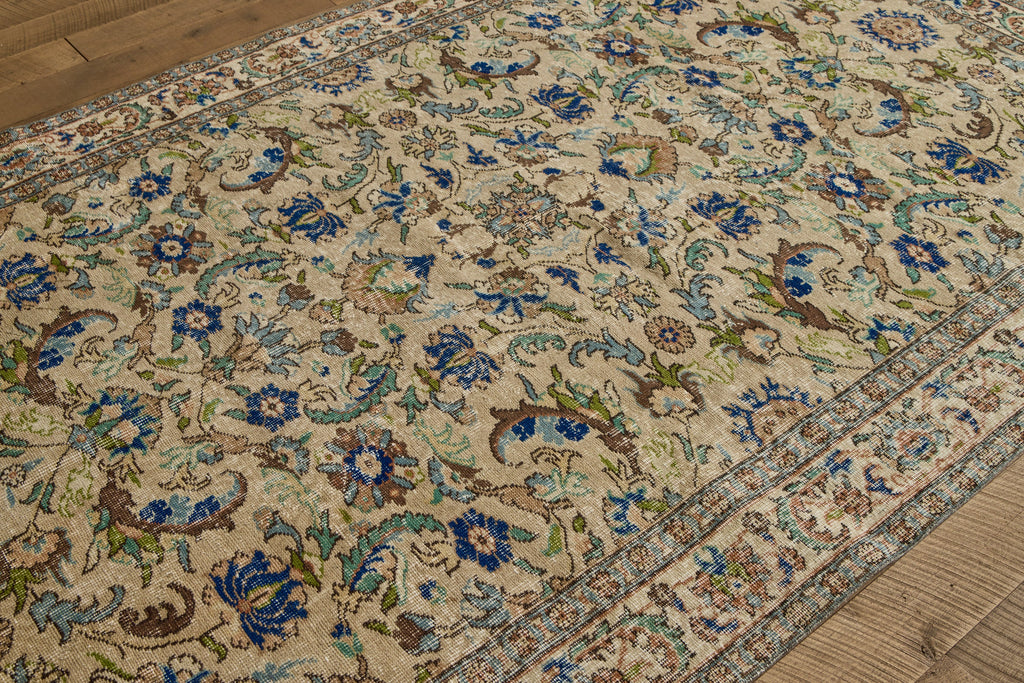 Nicky Kehoe - Floral Kayseri Rug 5'7 X 9'4