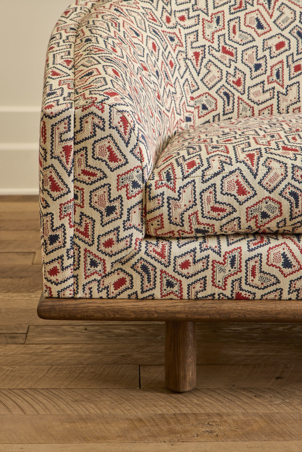 Nicky Kehoe - Curved Sofa, 90"