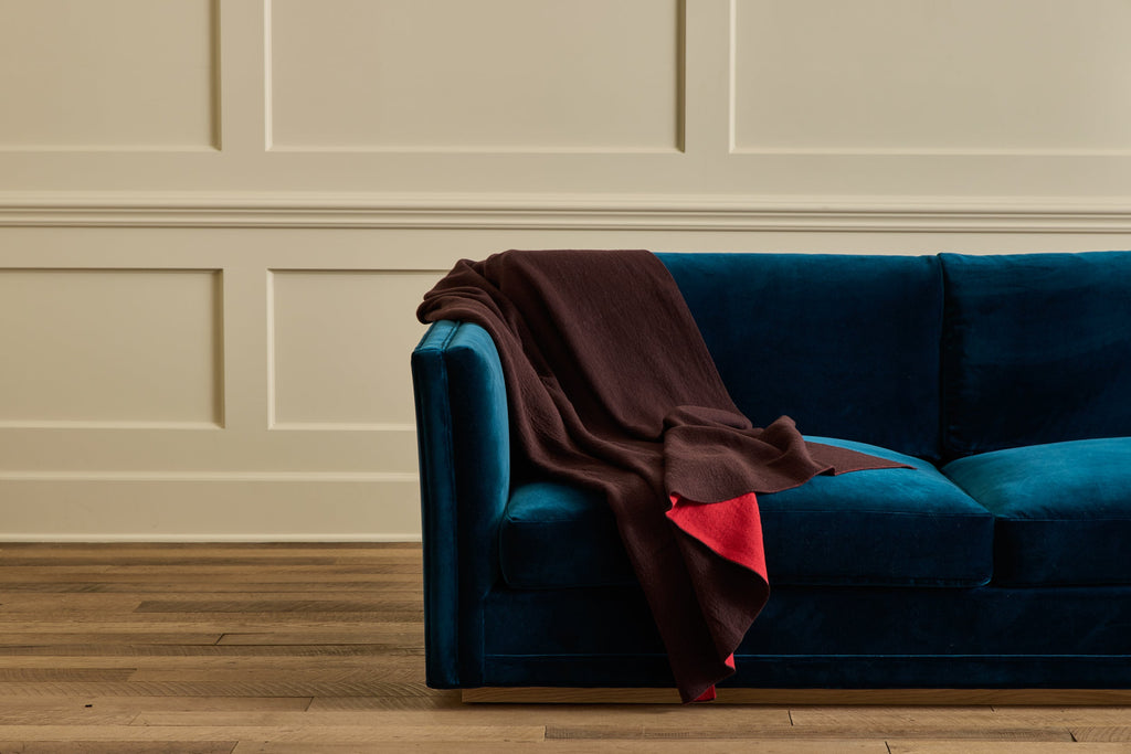 Nicky Kehoe - Cashmere Throw in Scarlet/Espresso