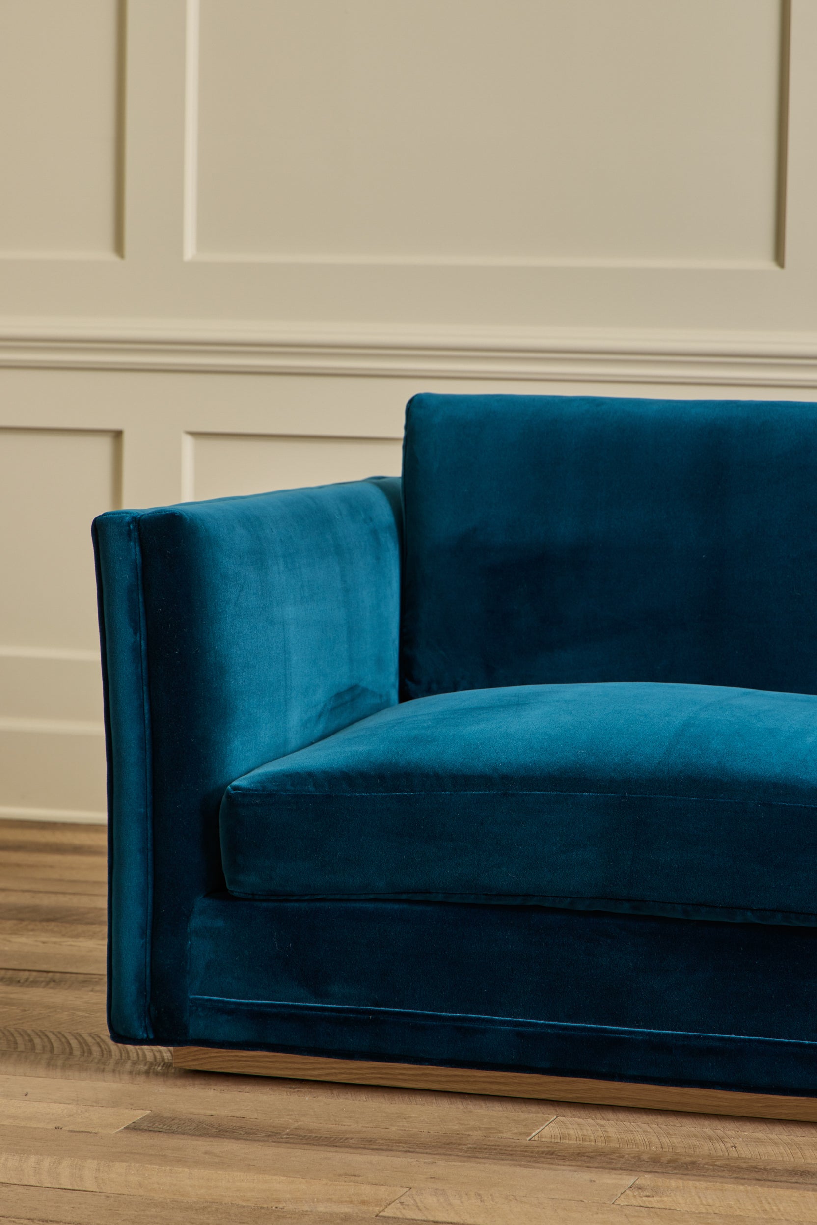 Nicky Kehoe - Modern Sofa, 84"