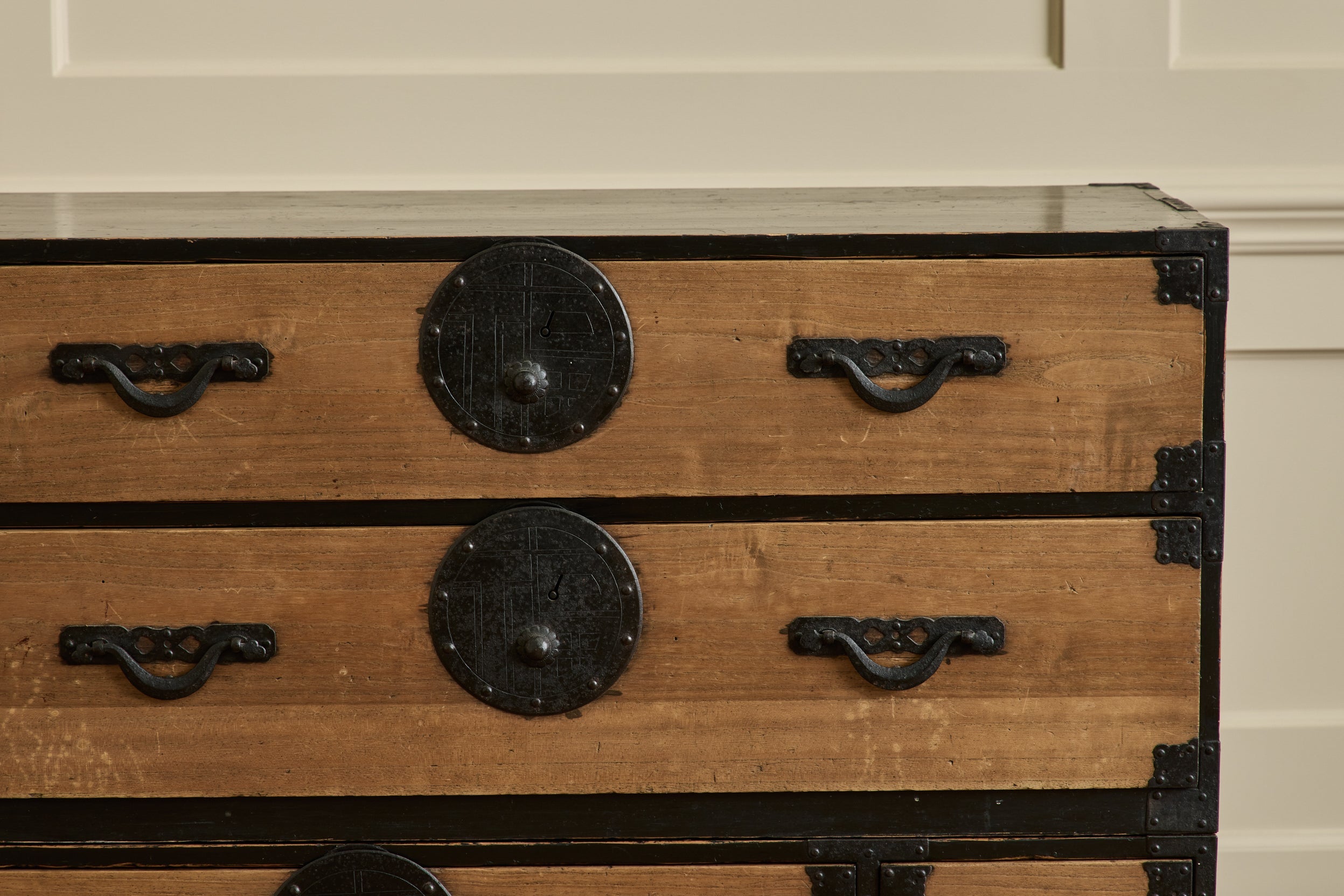 Nicky Kehoe - Yamagata Black Case 2 Piece Tansu Chest