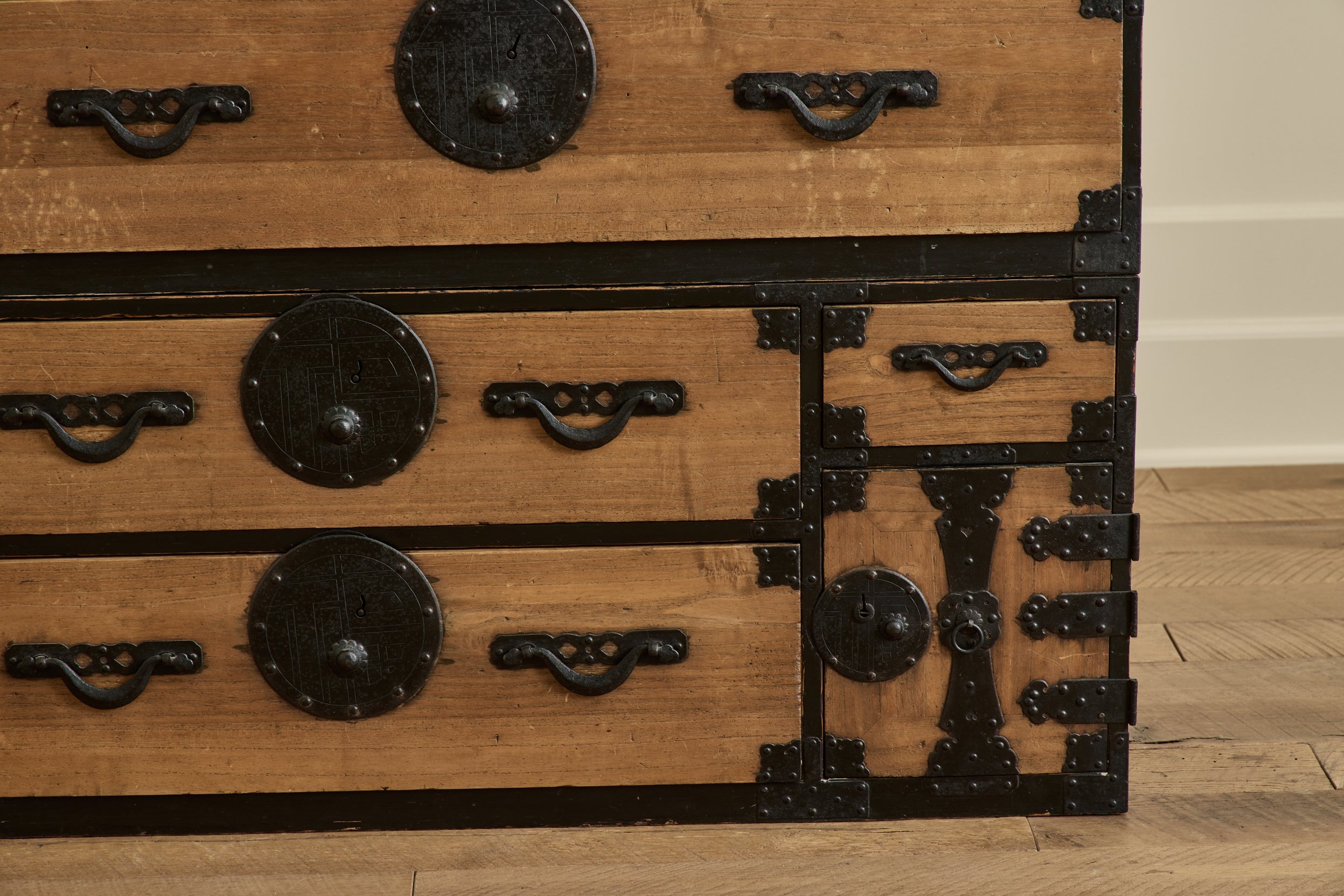 Nicky Kehoe - Yamagata Black Case 2 Piece Tansu Chest