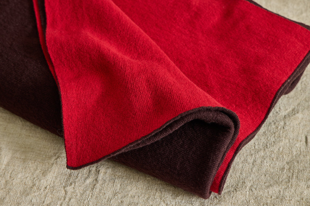 Nicky Kehoe - Cashmere Throw in Scarlet/Espresso