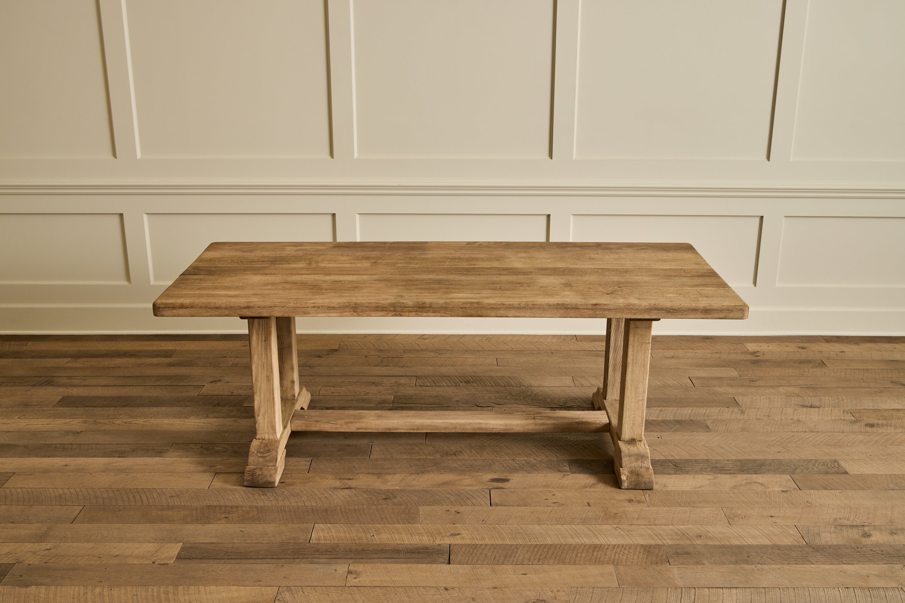 Nicky Kehoe - Rustic French Dining Tables