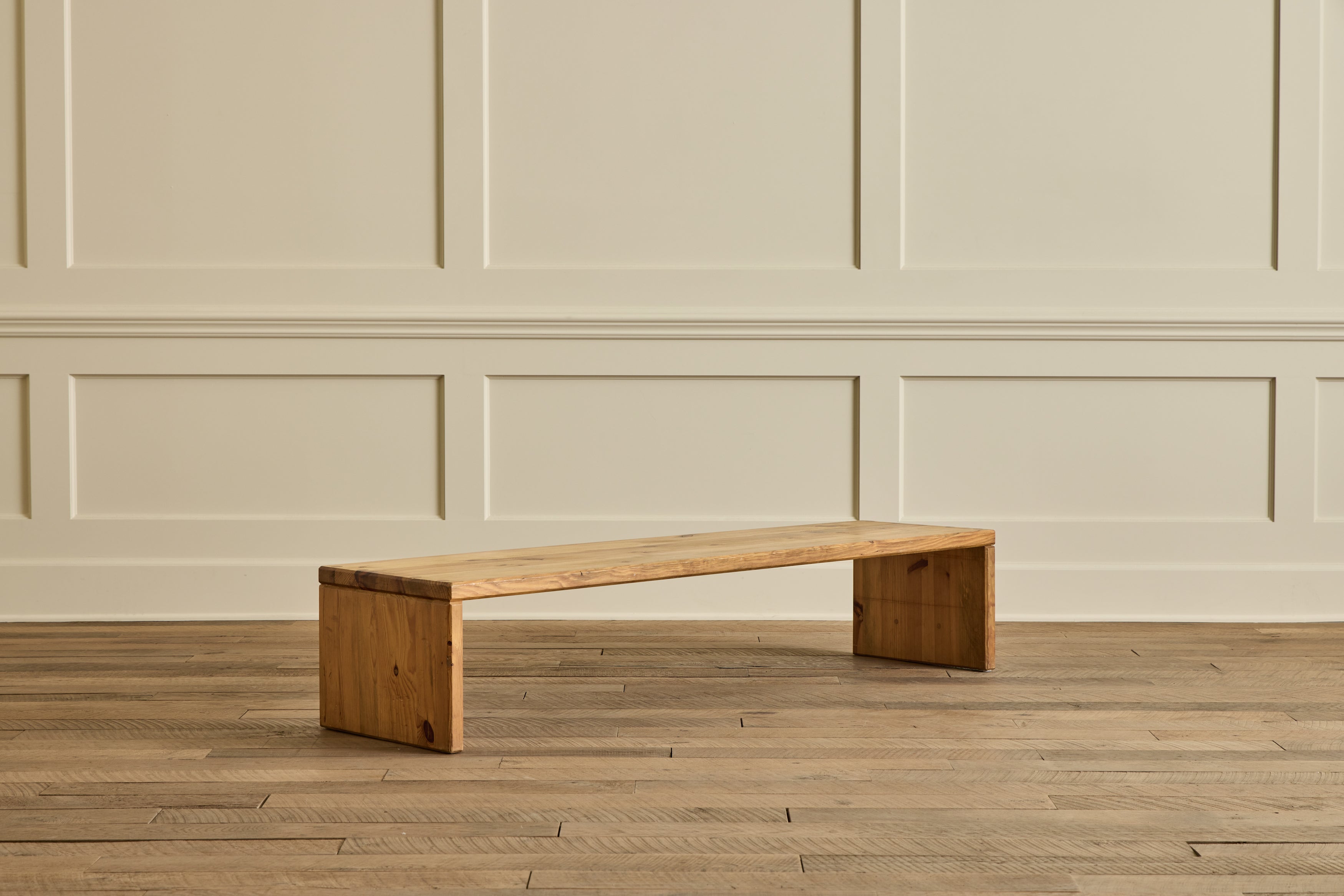 Nicky Kehoe - Sven Larsson Pine Bench