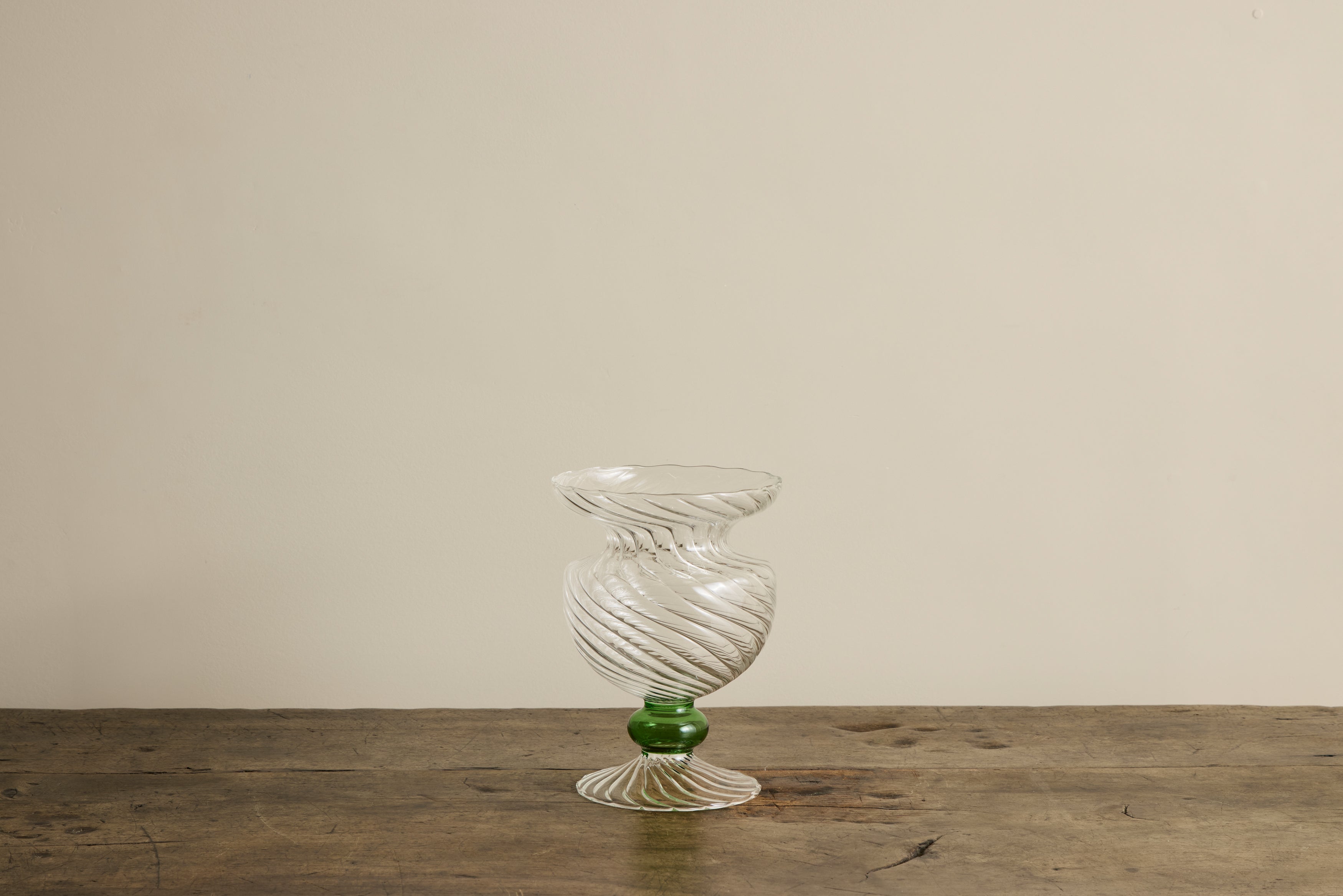Nicky Kehoe - Cresia Vase