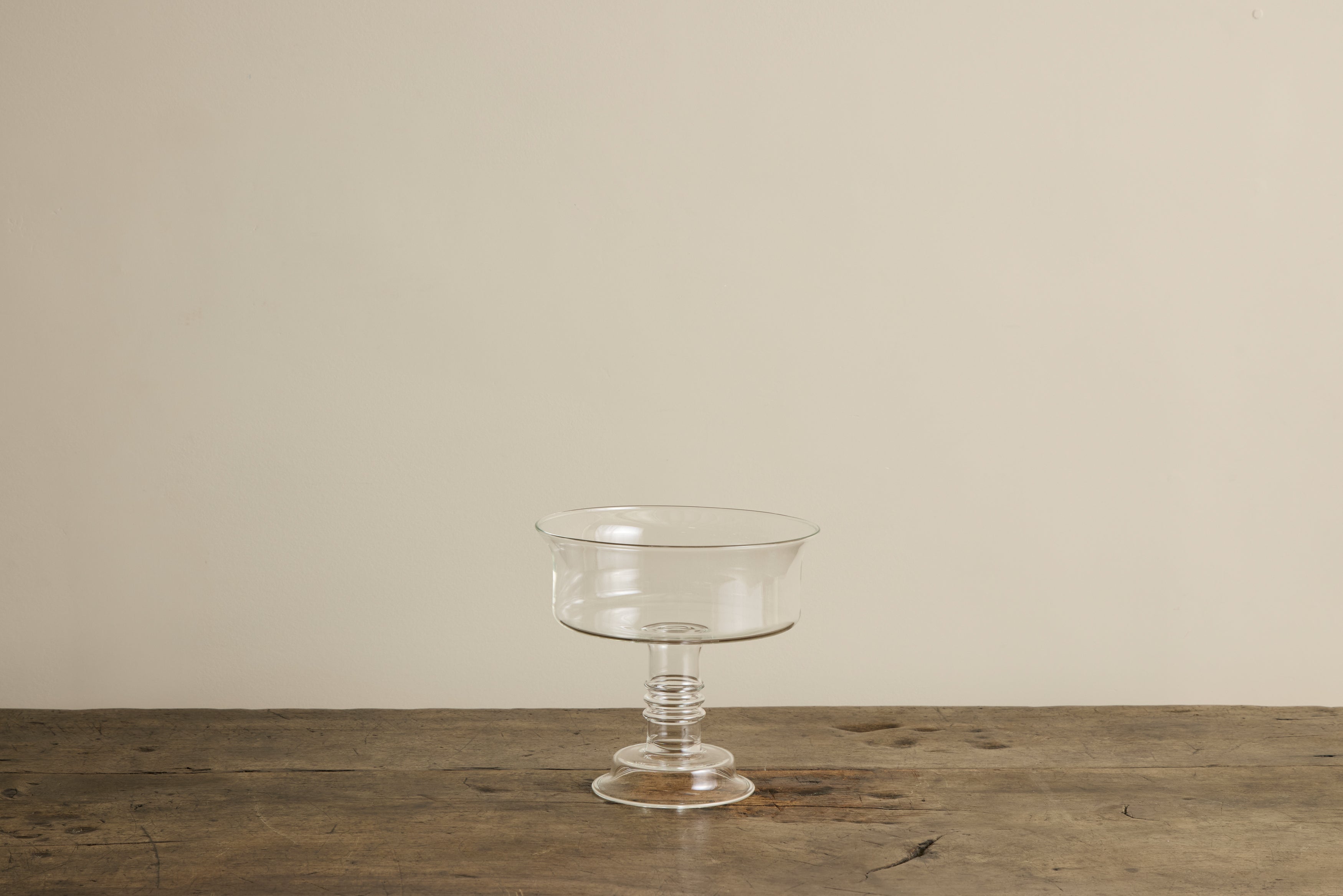Nicky Kehoe - Limburg Glass Fruitstand