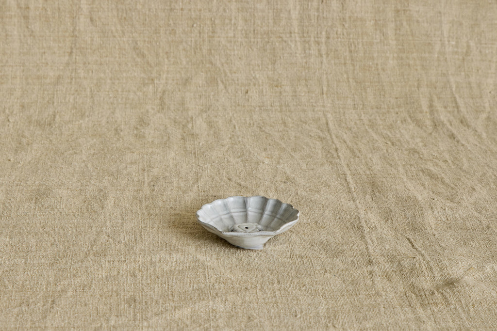 Nicky Kehoe - Coquillage Incense Holder