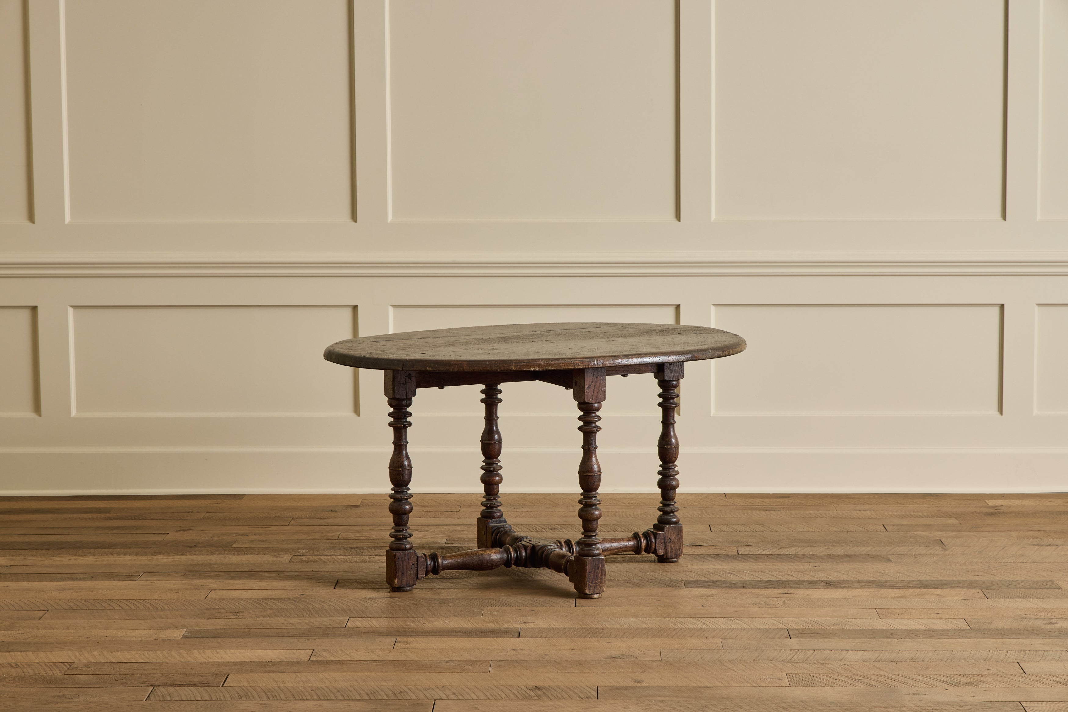 Nicky Kehoe - Turned Leg Side Table