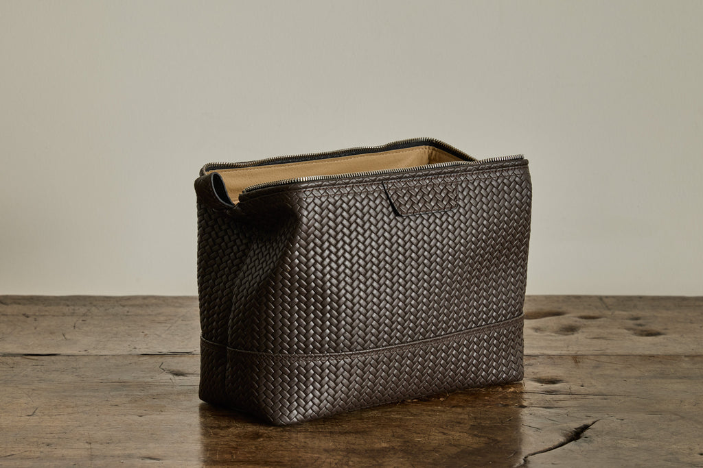 Nicky Kehoe - Brown Leather Washbag
