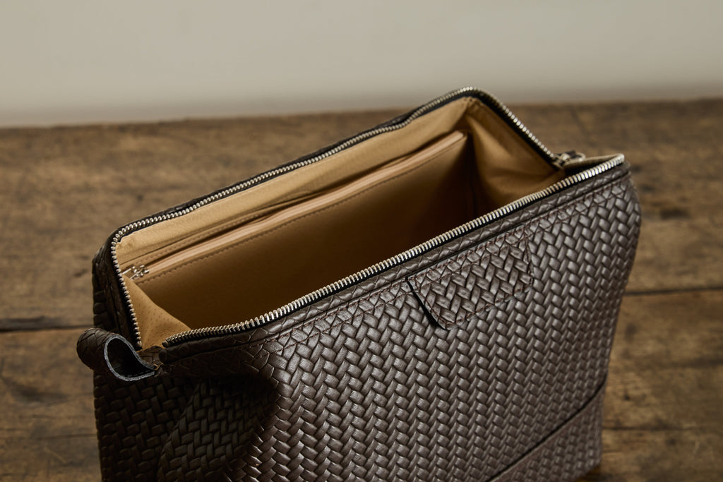 Nicky Kehoe - Brown Leather Washbag