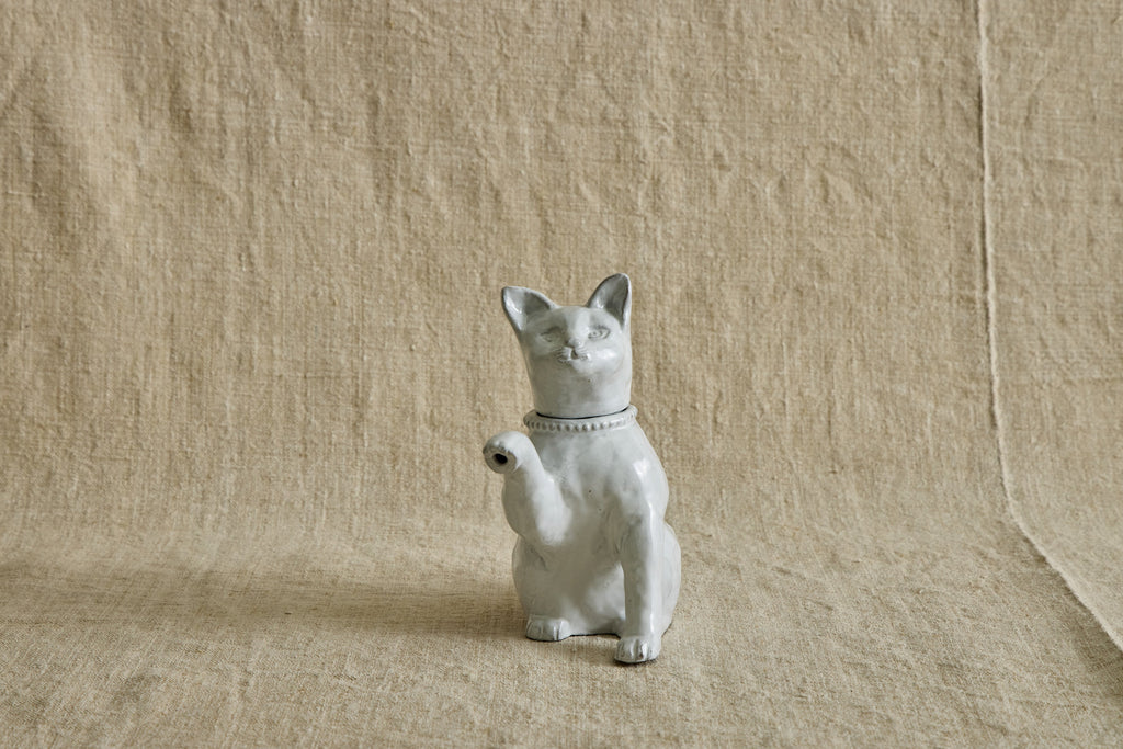 Nicky Kehoe - Small Setsuko Cat Teapot