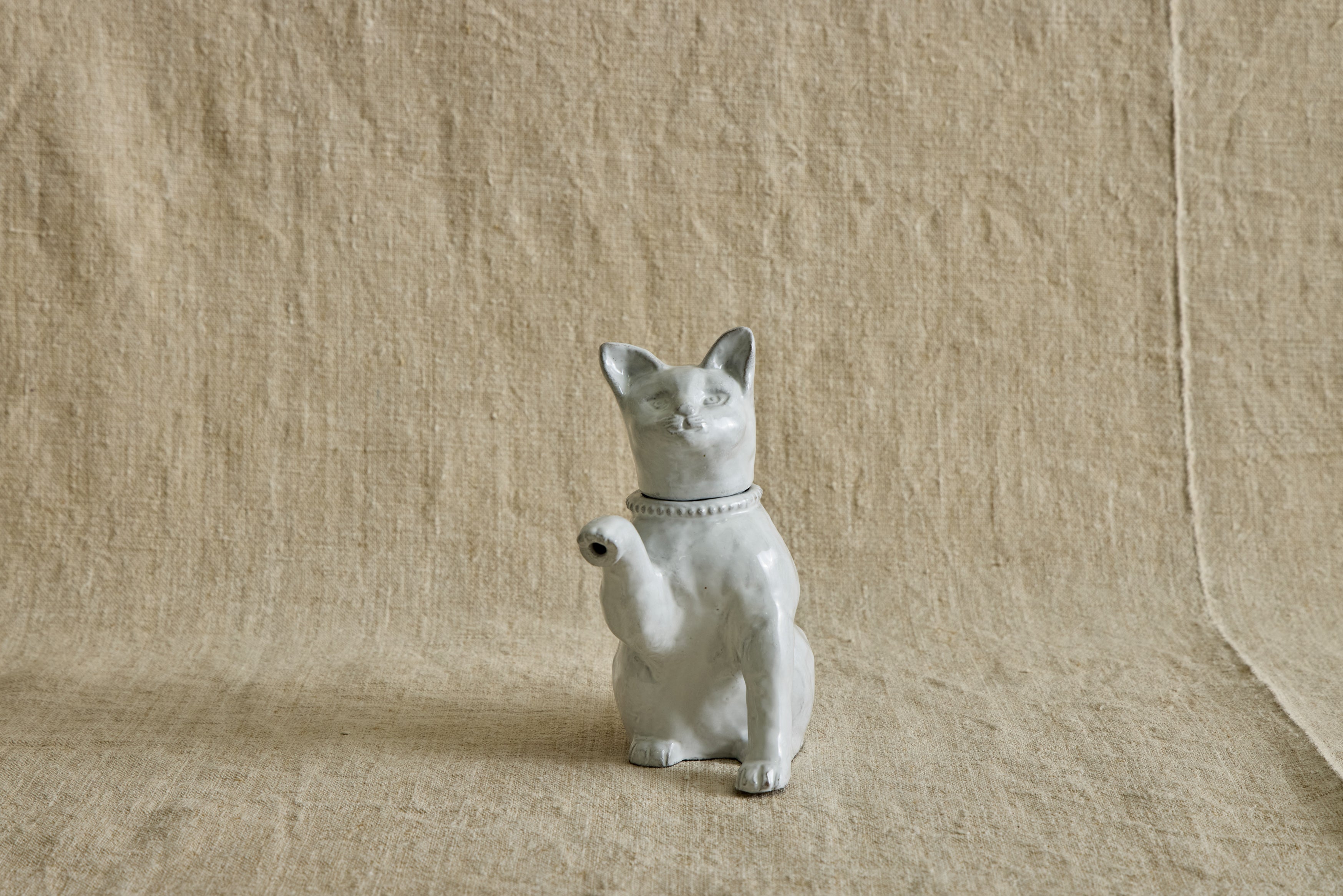 Nicky Kehoe - Small Setsuko Cat Teapot