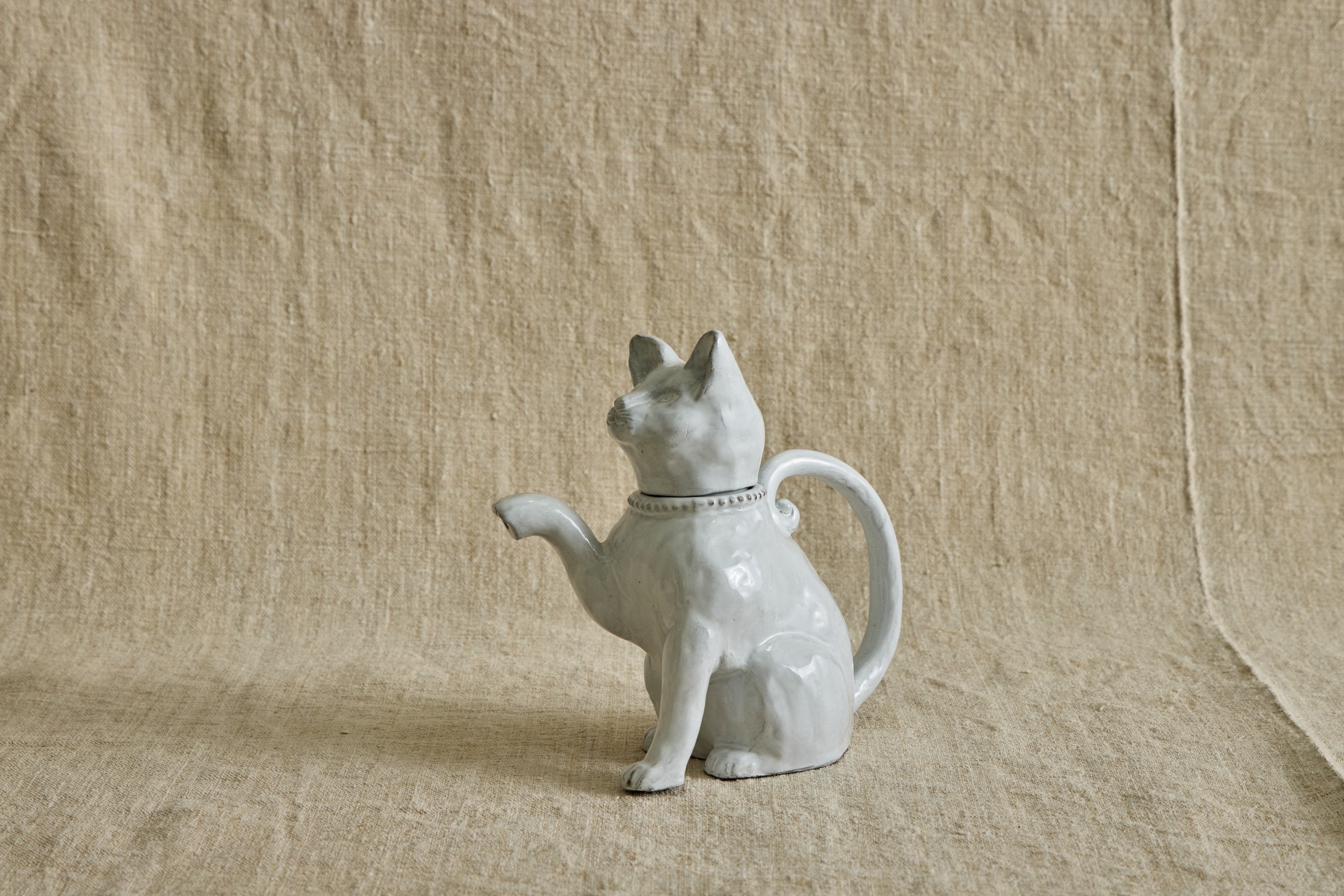 Nicky Kehoe - Small Setsuko Cat Teapot