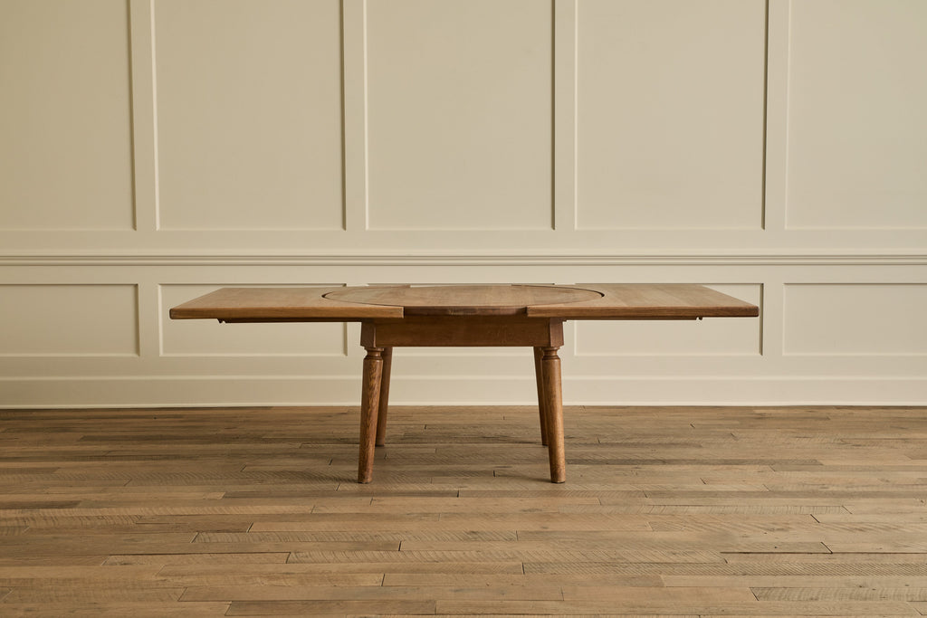 Nicky Kehoe - Round Oak Wood Extension Table