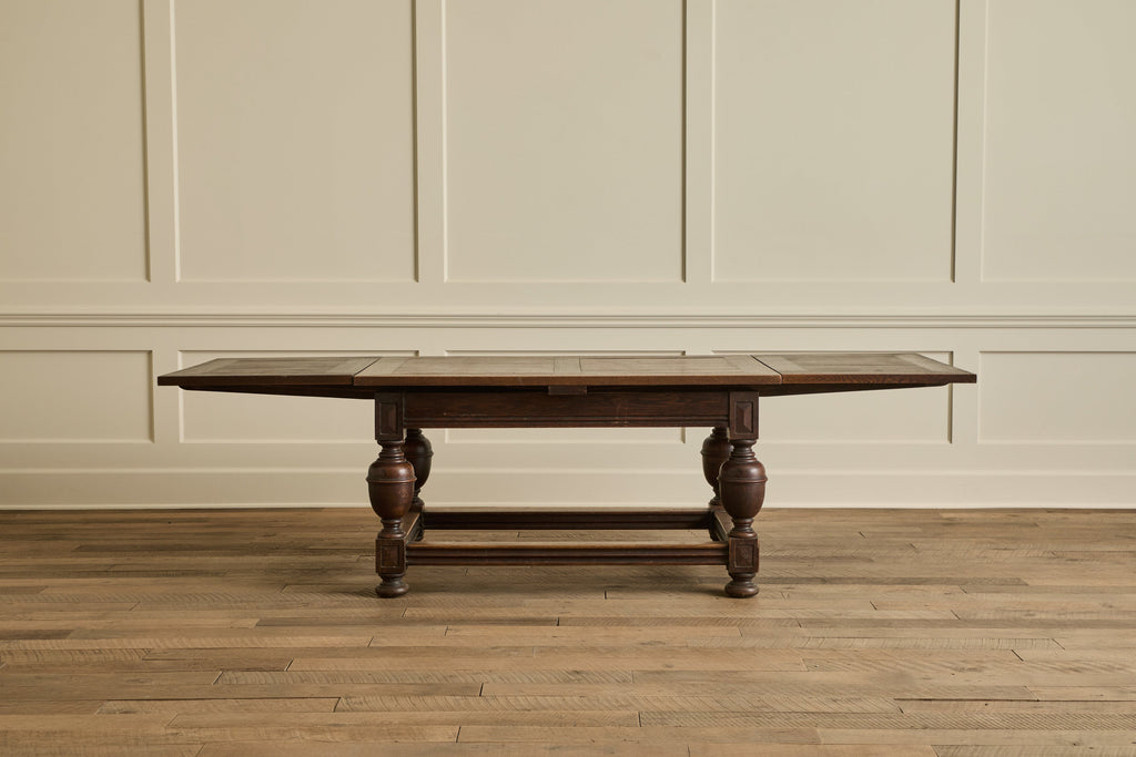 Nicky Kehoe - Oak Extension Hall Table