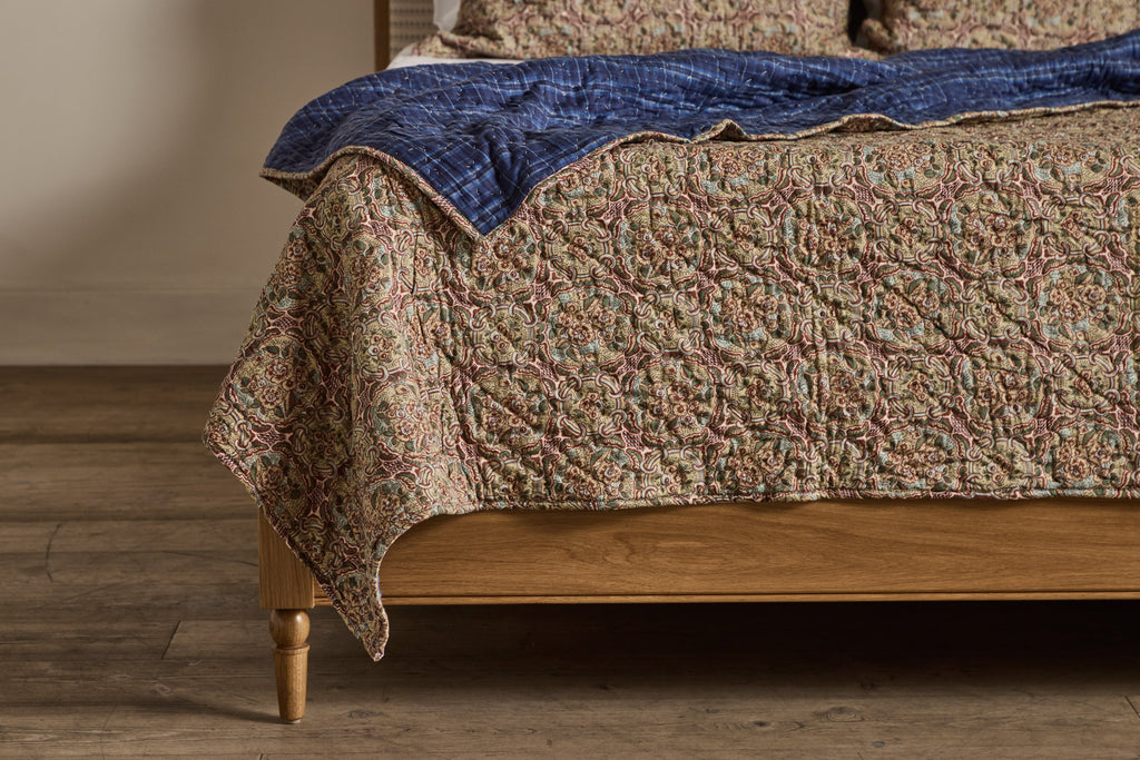 Nicky Kehoe - Medallion Quilt