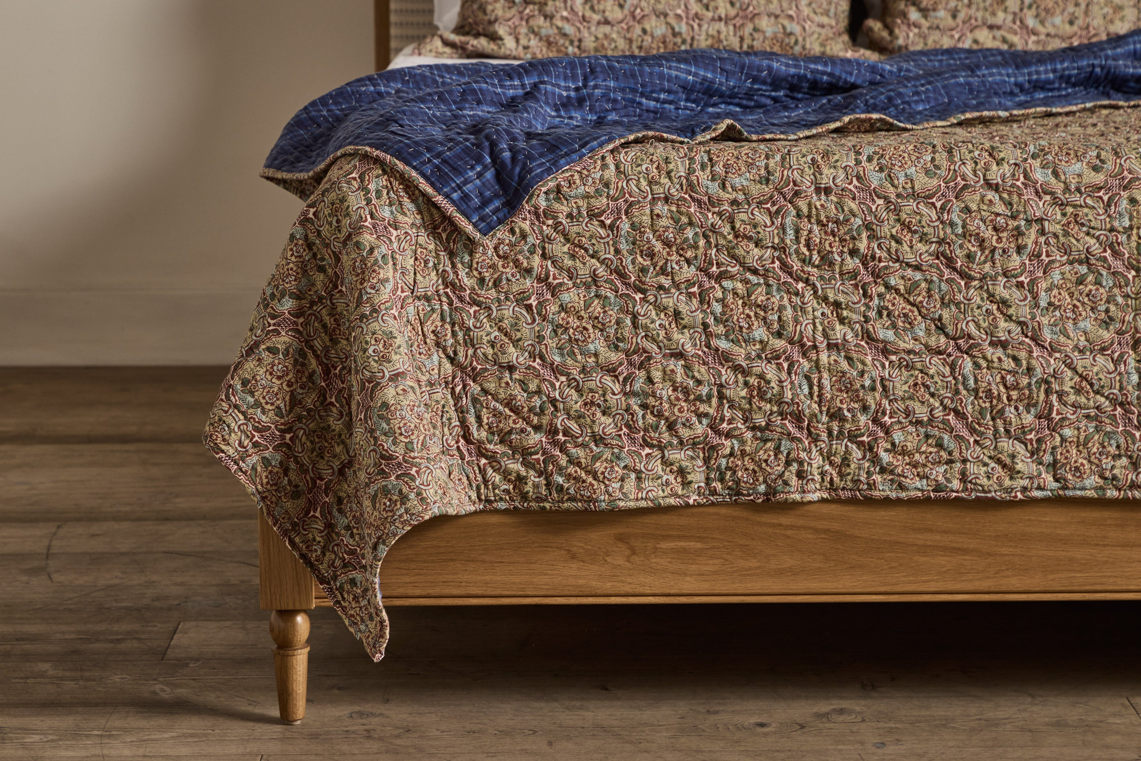 Nicky Kehoe - Medallion Quilt