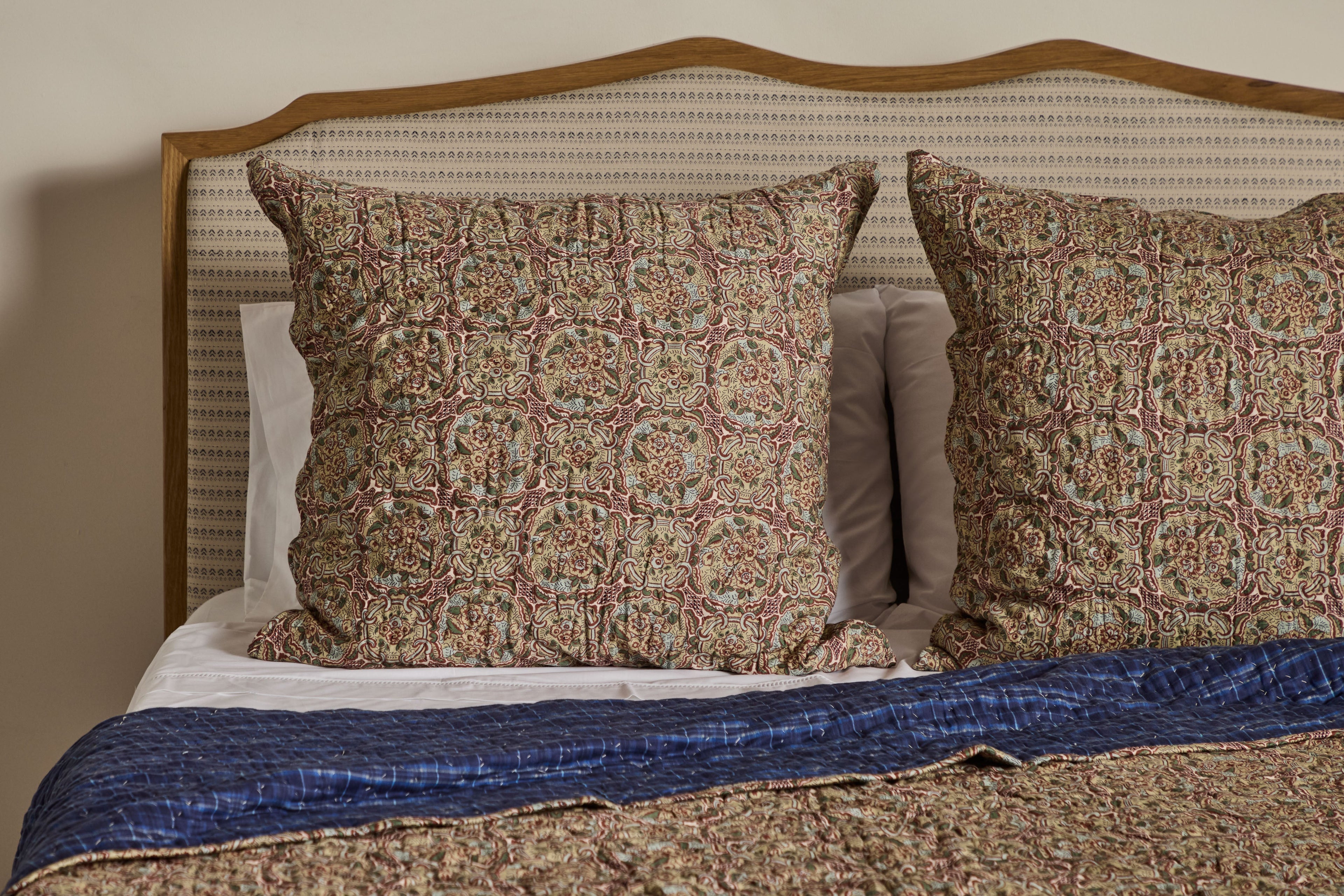 Nicky Kehoe - Medallion Shams, Set of 2