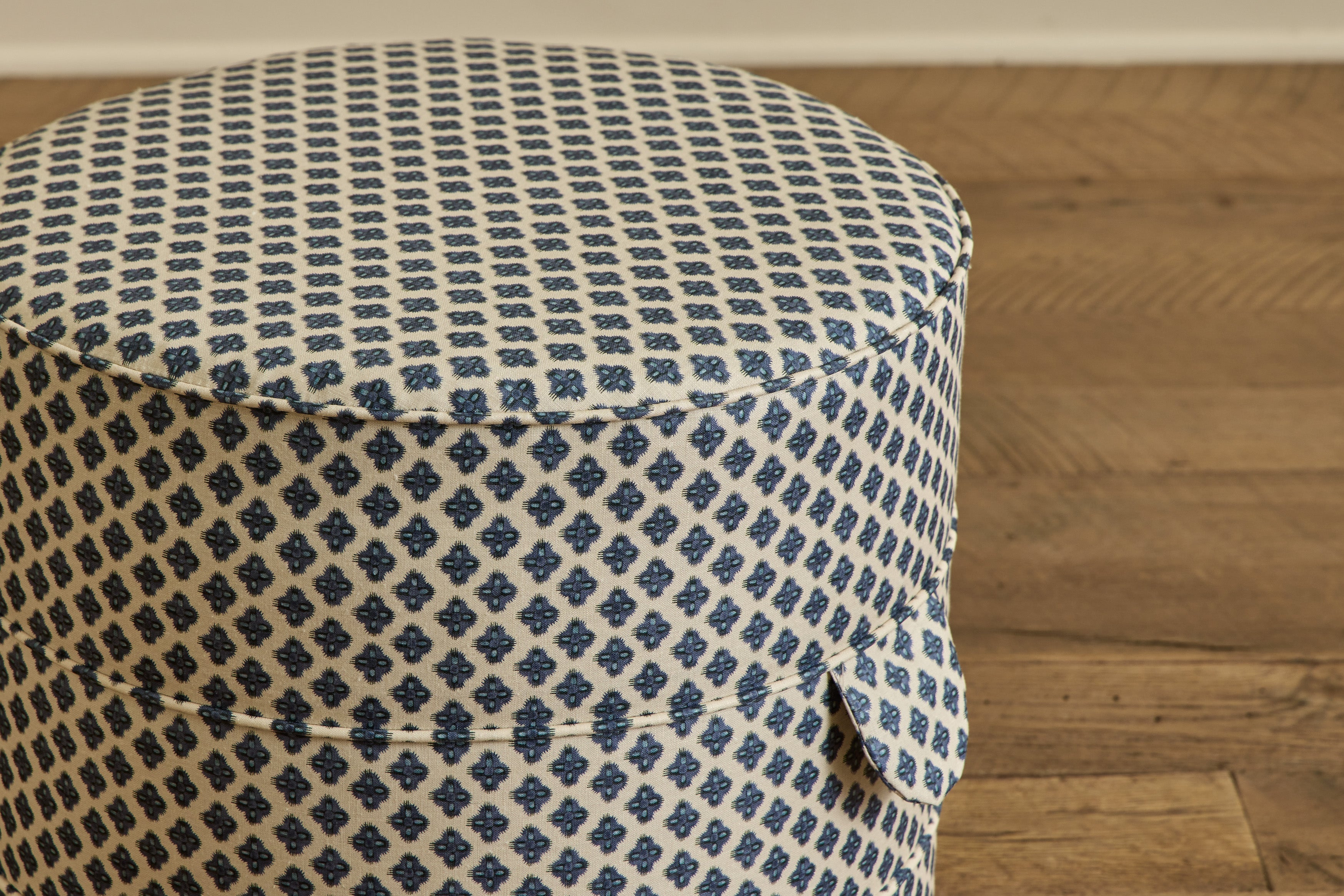 Nicky Kehoe - Round Hassock