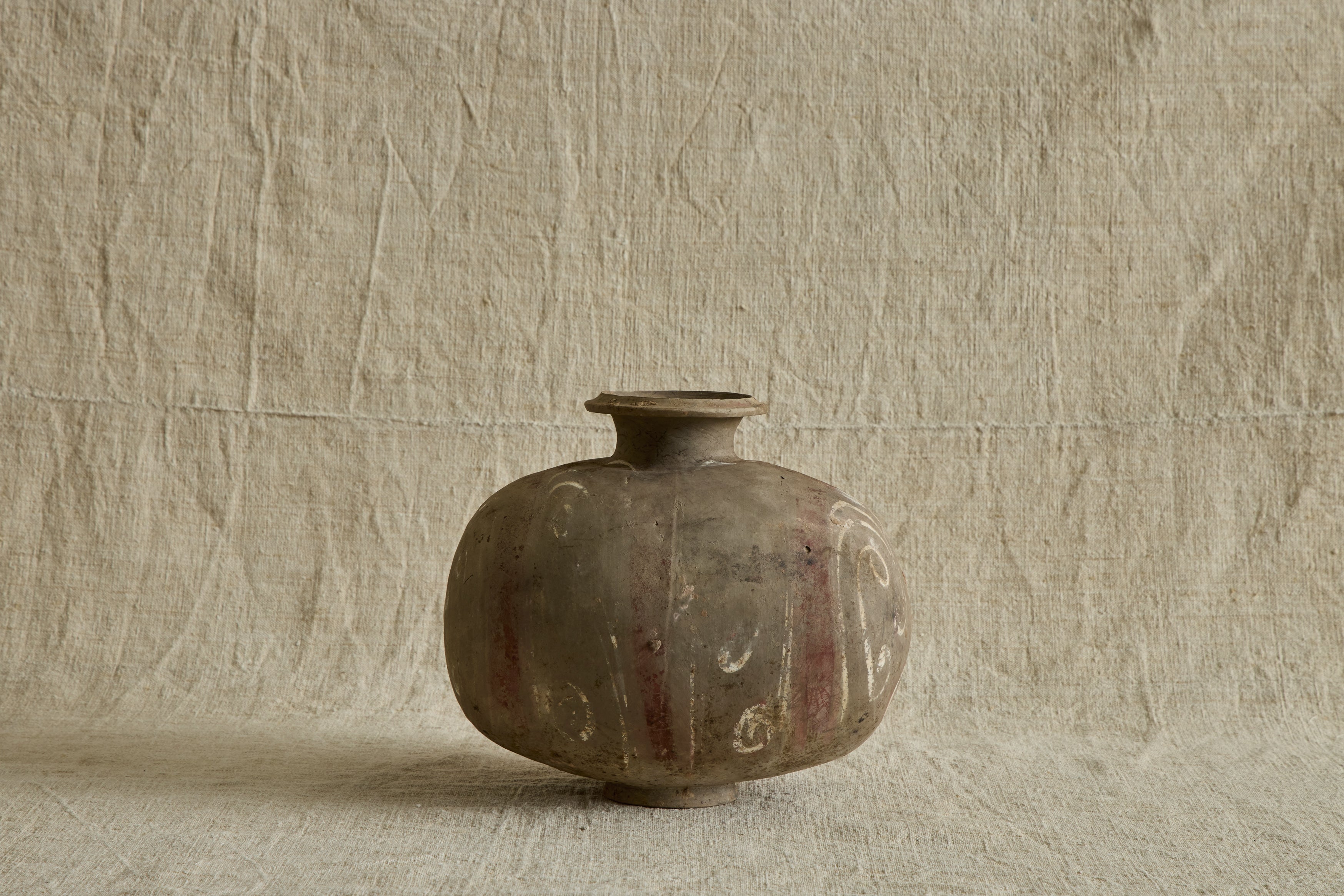 Nicky Kehoe - Chinese Cocoon Form Vase No.2
