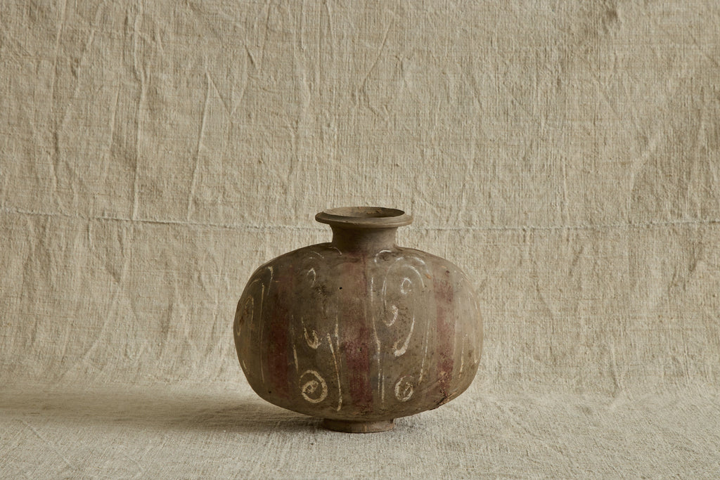 Nicky Kehoe - Chinese Cocoon Form Vase No.2