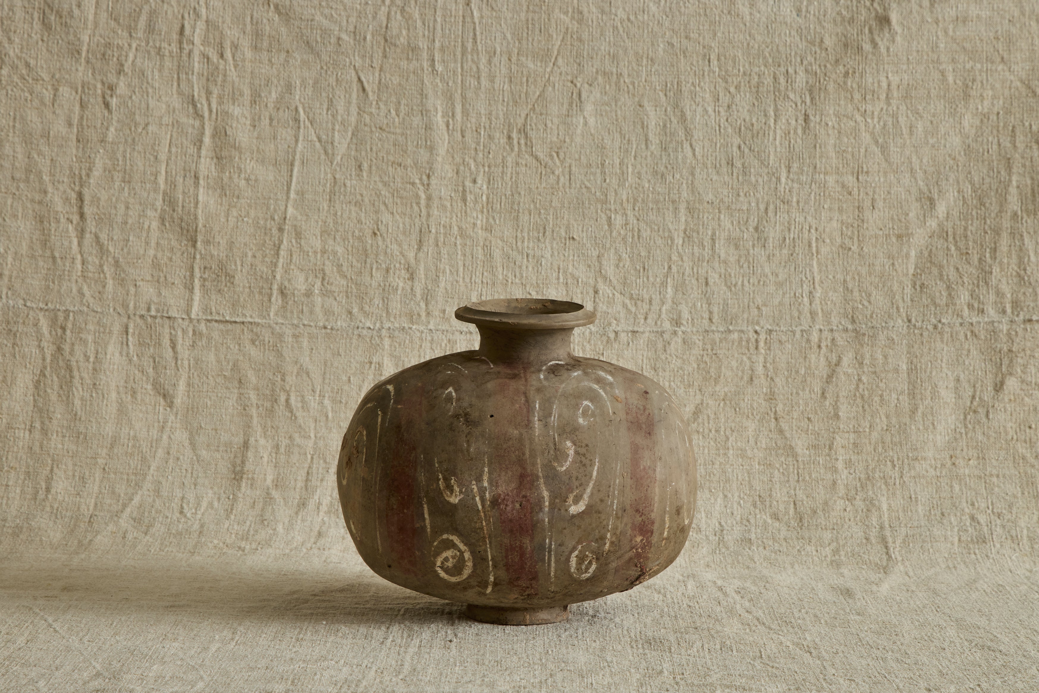 Nicky Kehoe - Chinese Cocoon Form Vase No.2