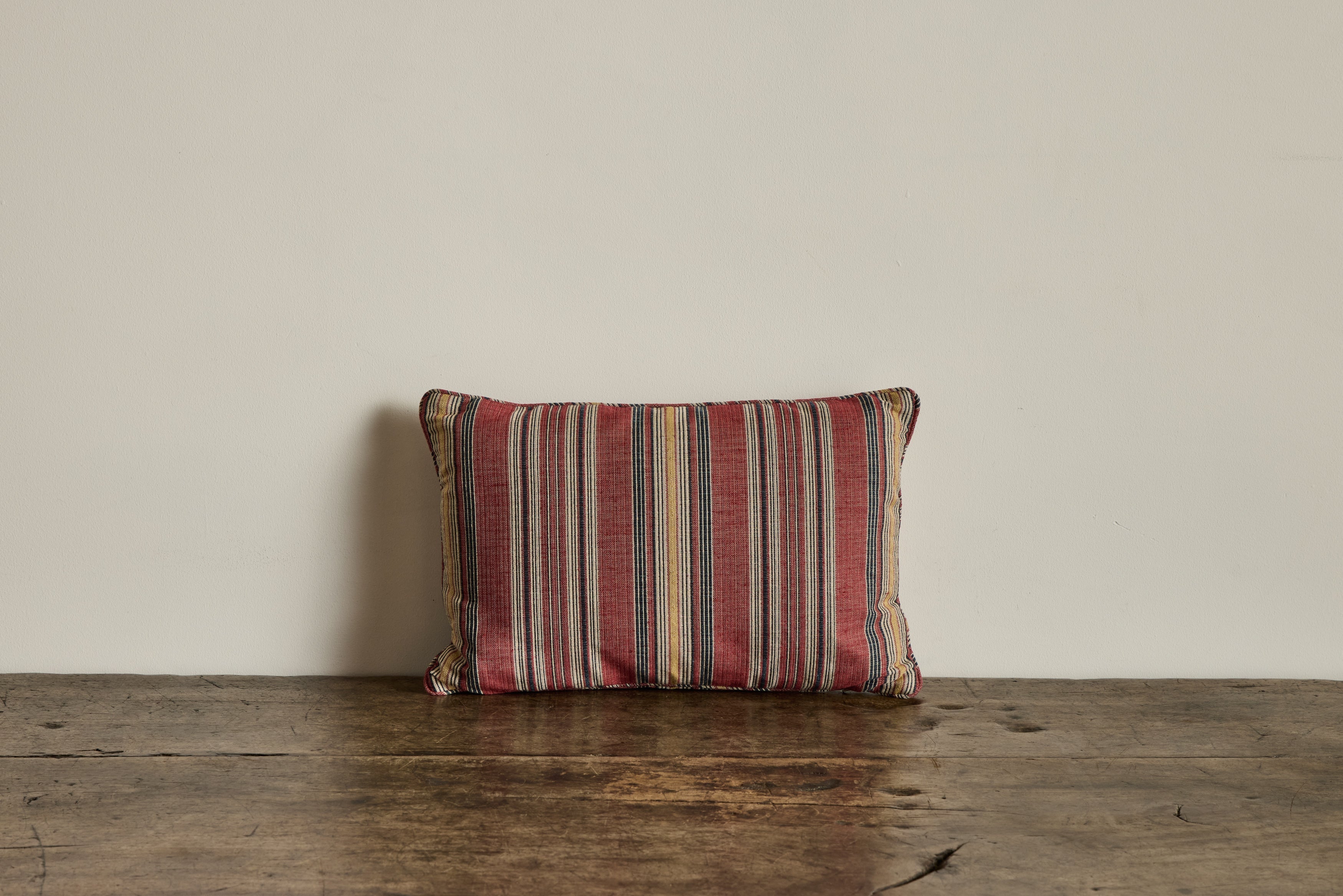 Nicky Kehoe - Susan Deliss in Karaj in Persian Red Pillow