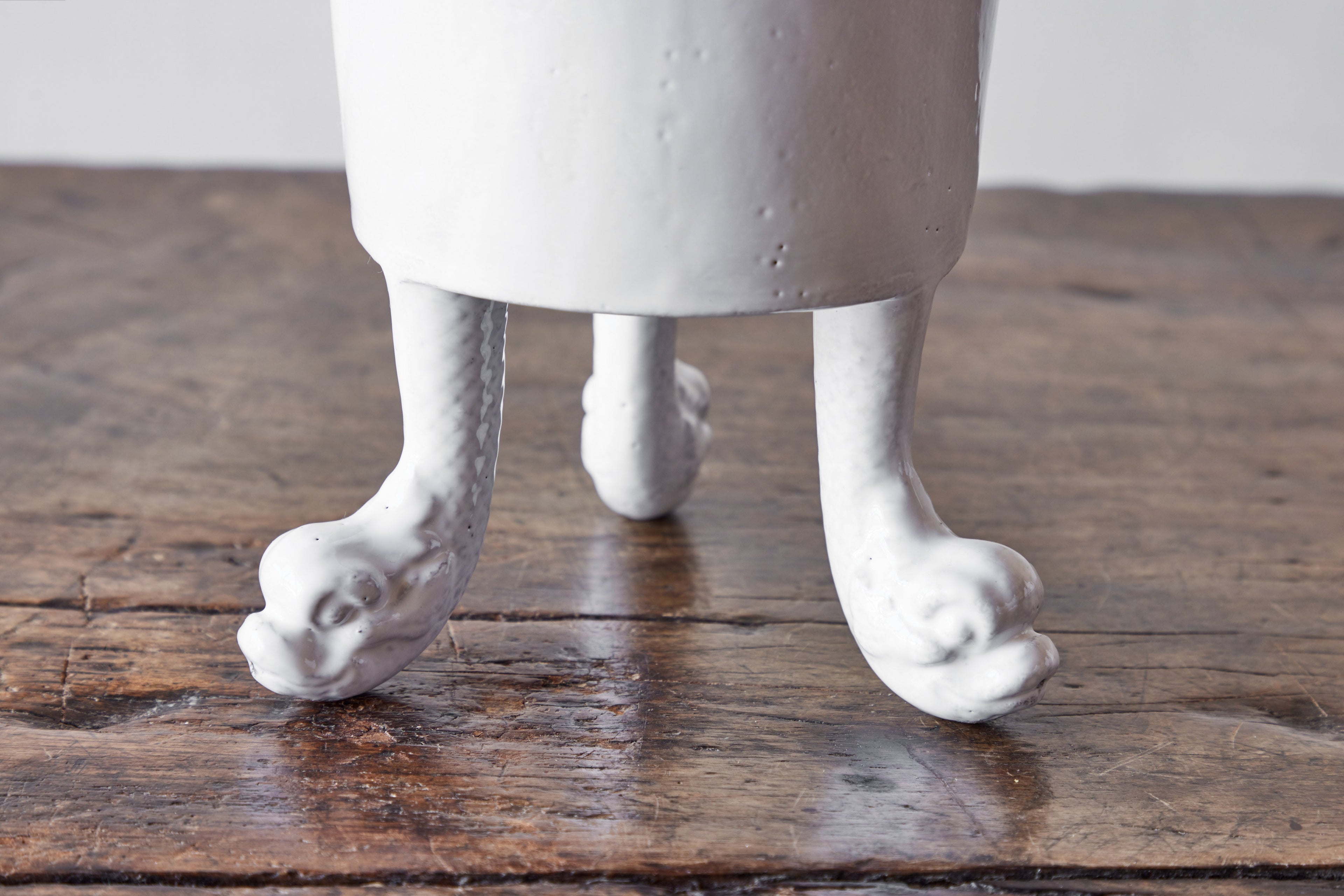 Nicky Kehoe - Dragon Vase with Feet