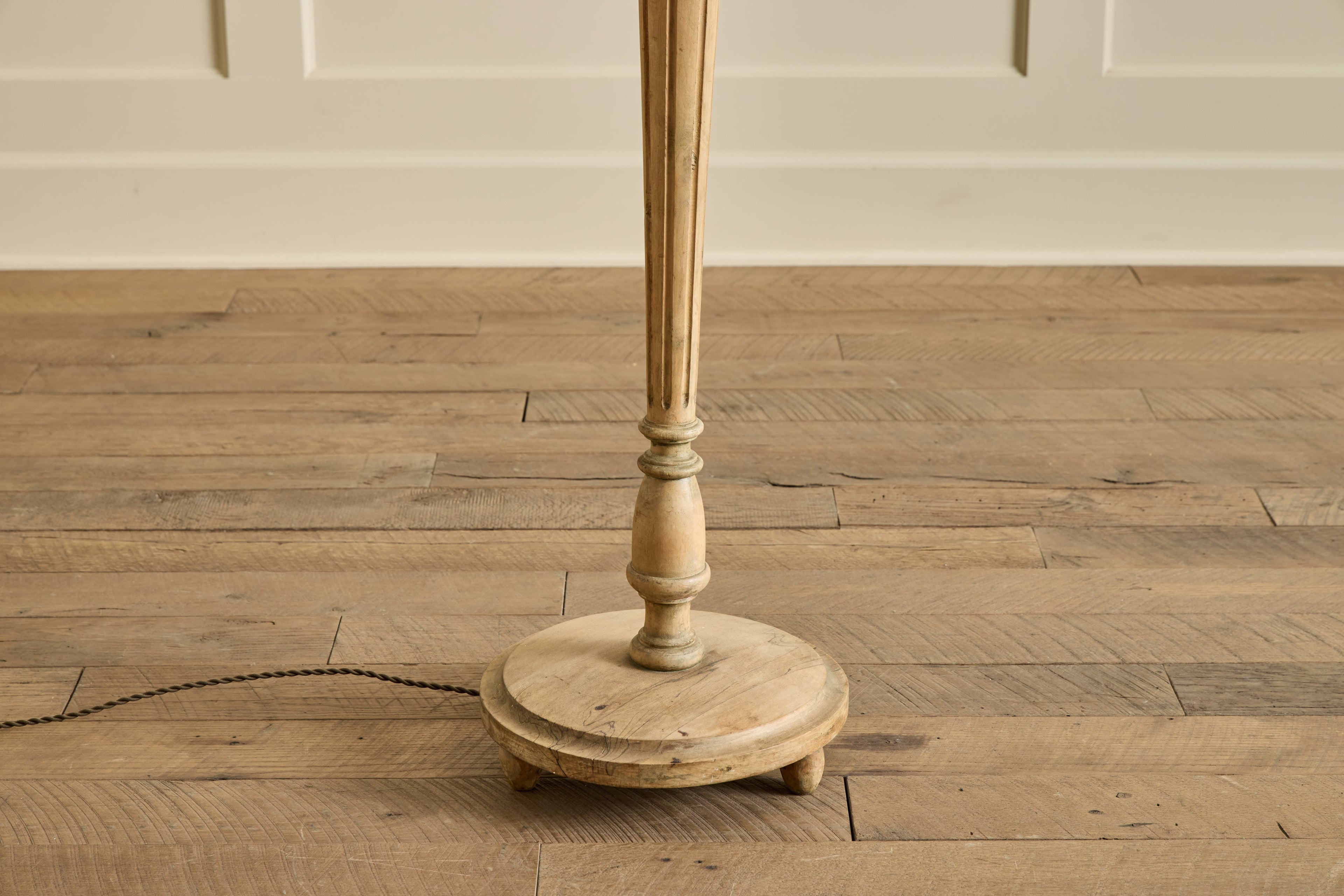 Nicky Kehoe - Swedish Pine Floor Lamp