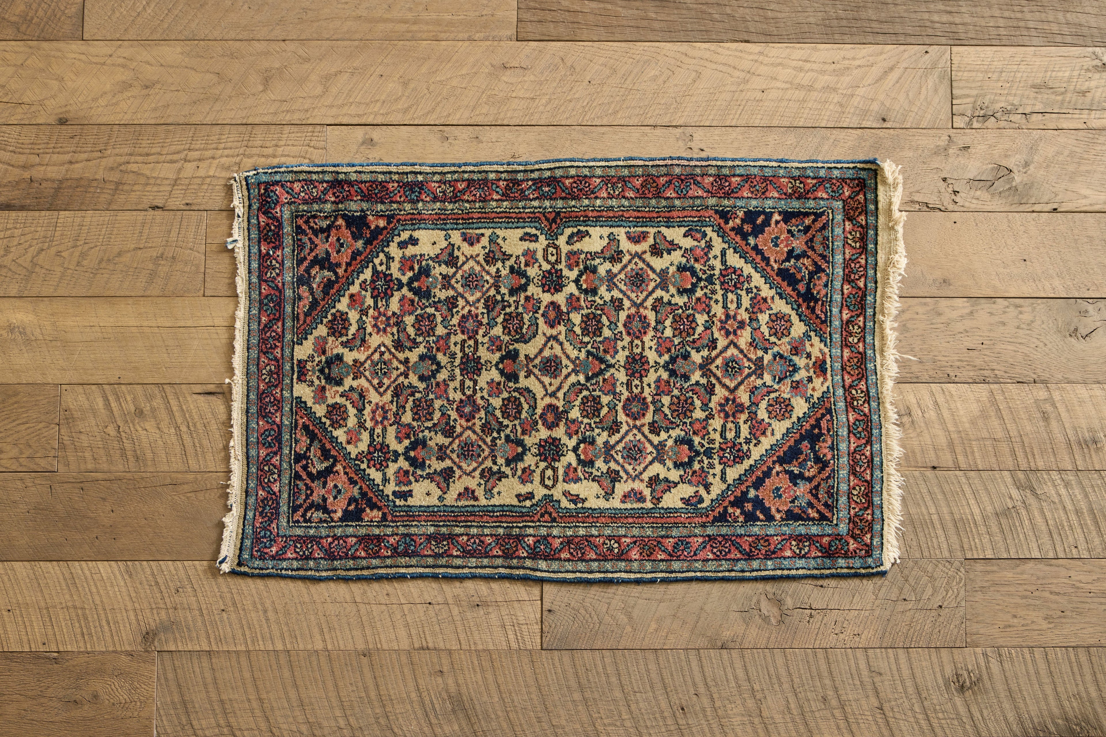 Nicky Kehoe - VTG PERSIAN DARGAZINE THROW RUG 2 X 3