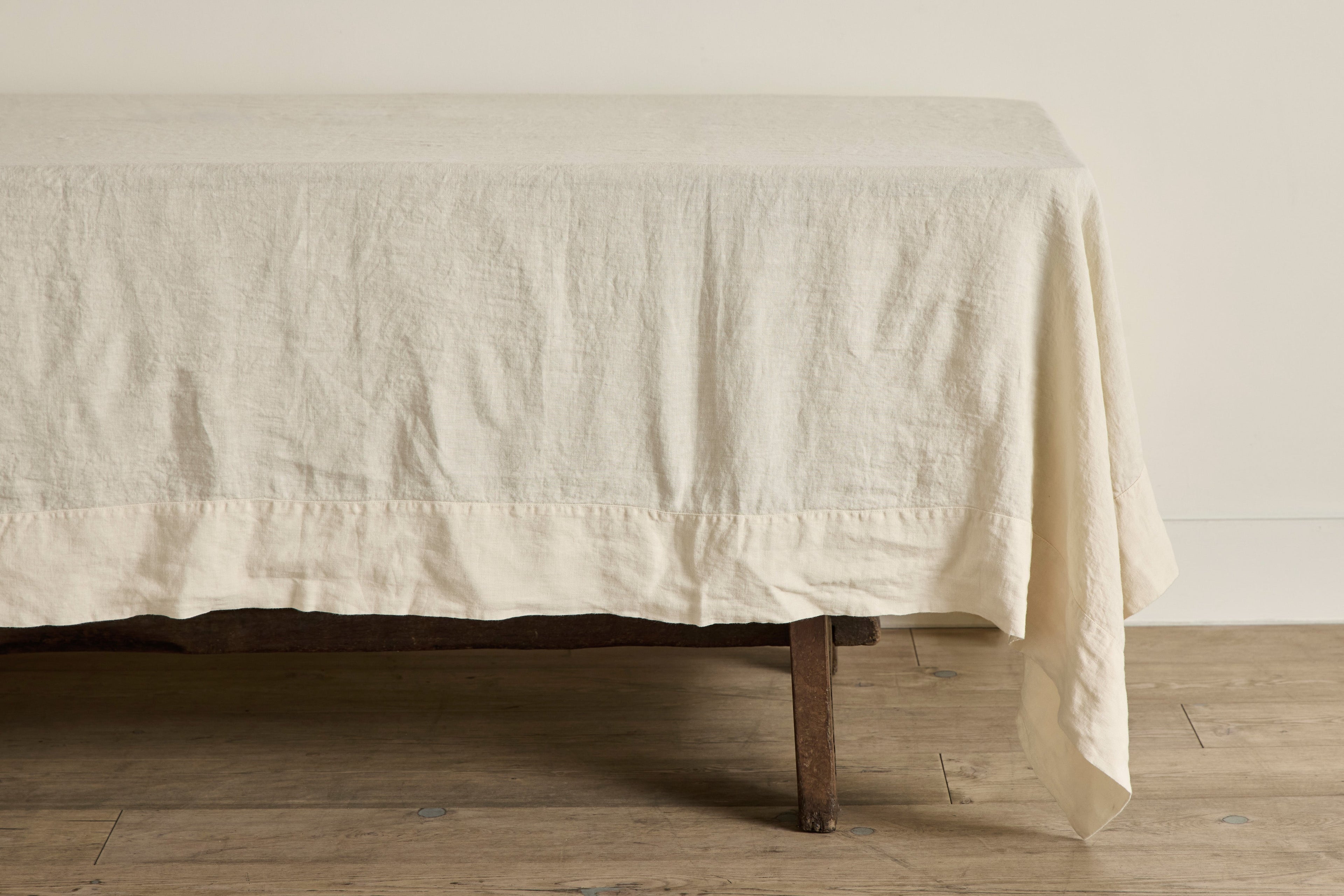 Nicky Kehoe - Linen Tablecloth In Natural