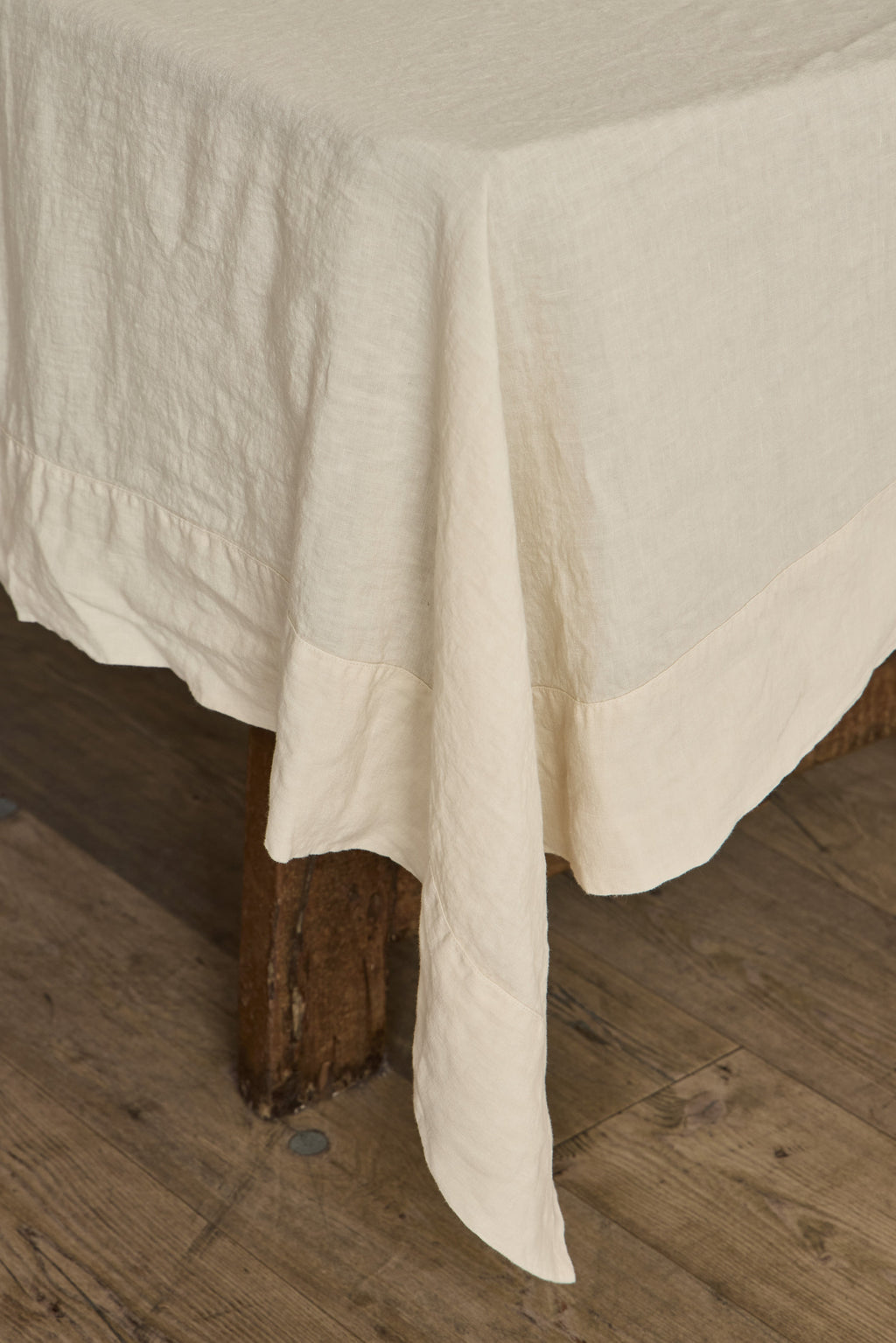 Nicky Kehoe - Linen Tablecloth In Natural