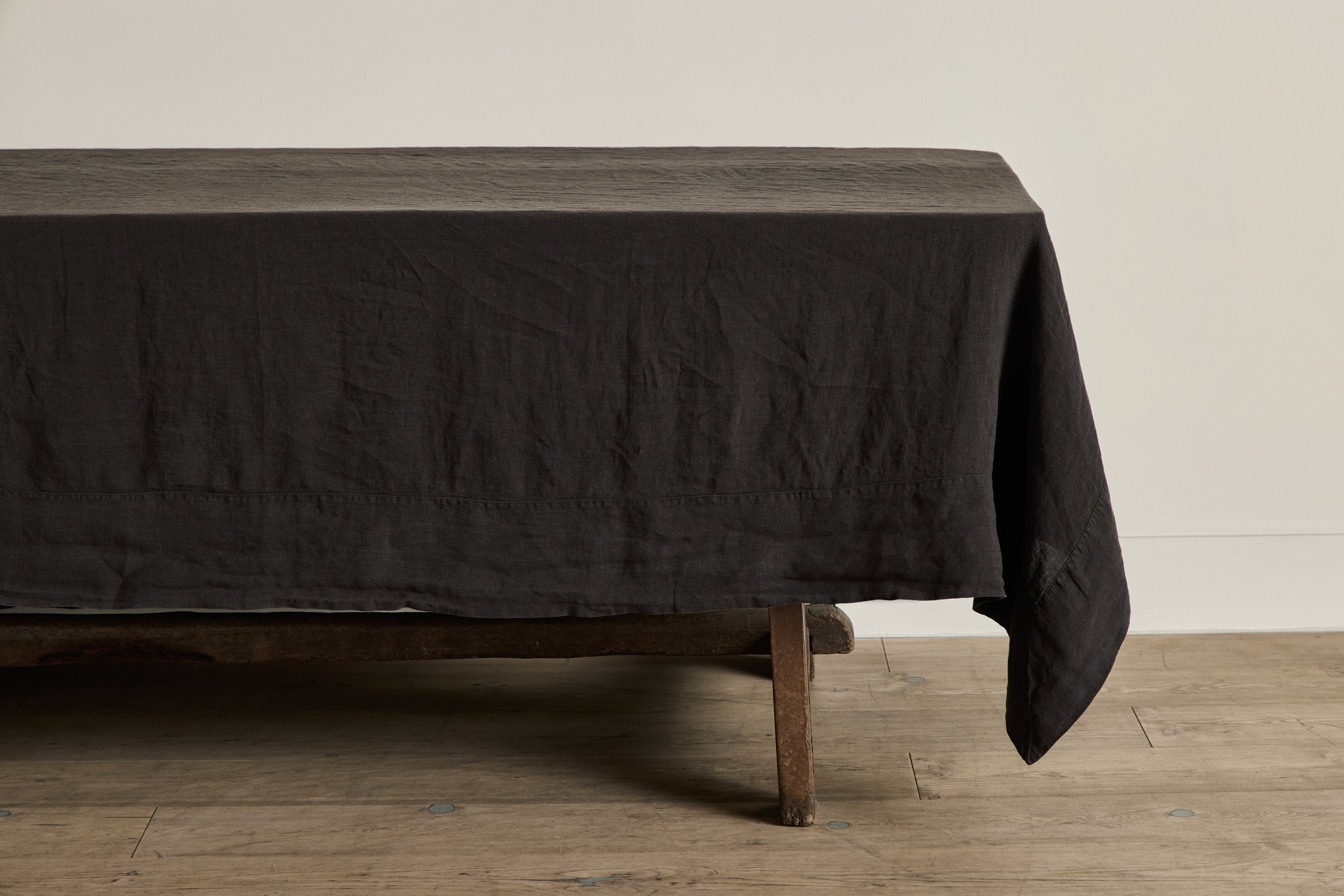 Nicky Kehoe - Linen Tablecloth in Slate