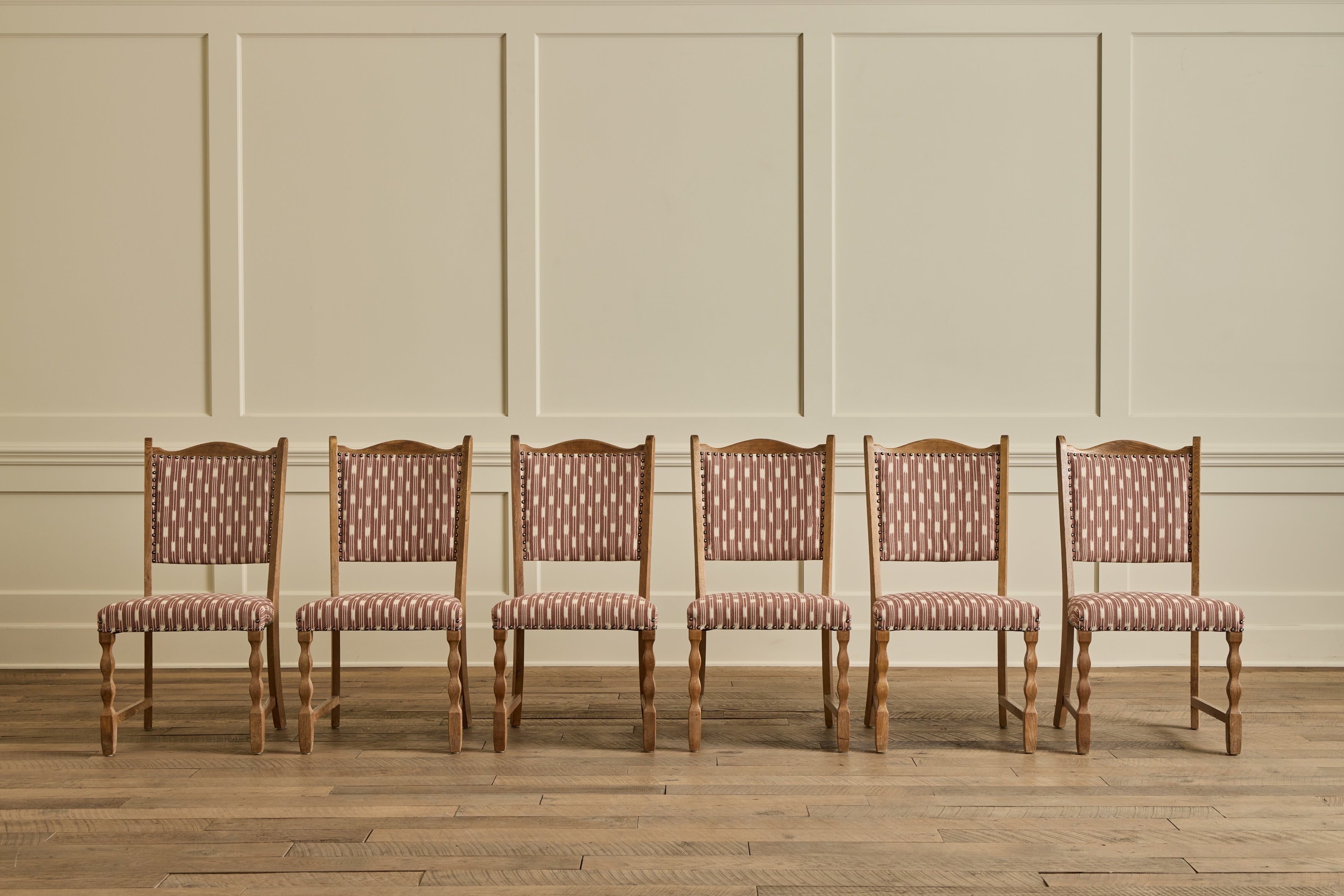 Nicky Kehoe - VTG SET OF 6 DANISH DINING CHAIRS